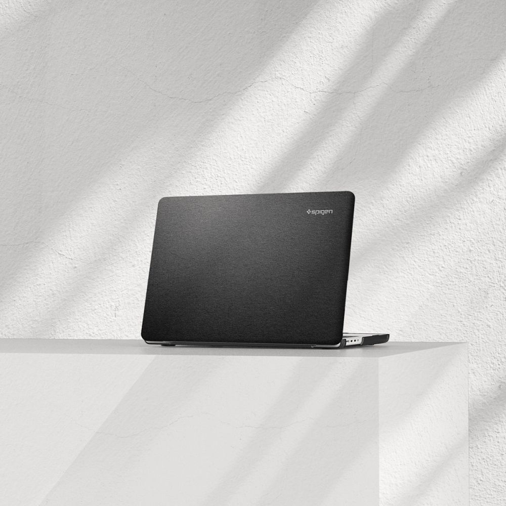 Carcasa laptop Spigen Urban Fit compatibila cu Macbook Pro 14 inch 2021/2022/2023 Black
