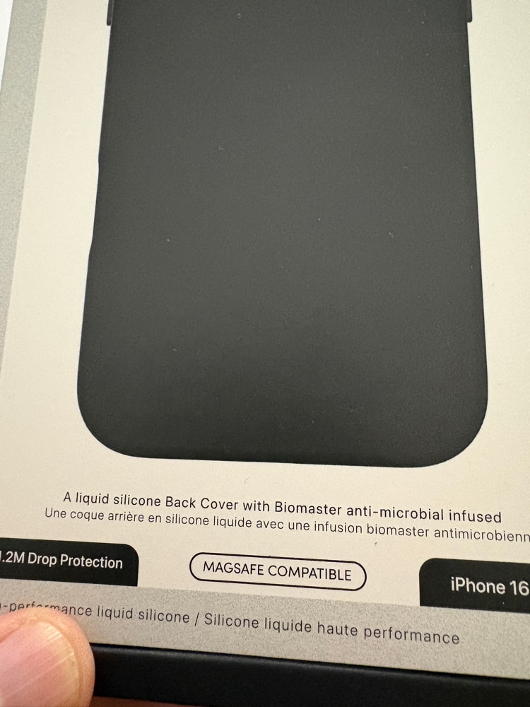 Husa din silicon Decoded compatibila MagSafe pentru iPhone 16 Plus | Air Blue