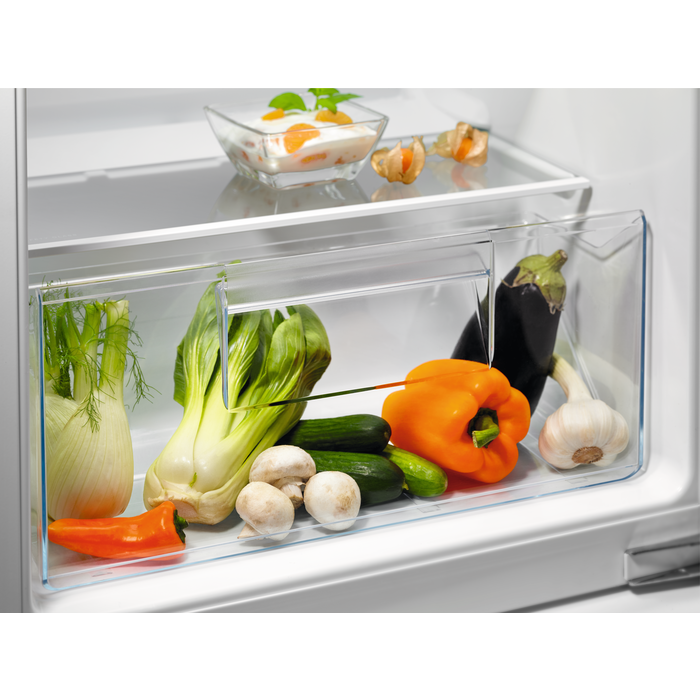 RESIGILAT: Frigider cu doua usi Electrolux LFB2AE88S, 124 l, Usa reversibila, Control electronic, Clasa E, H 88 cm