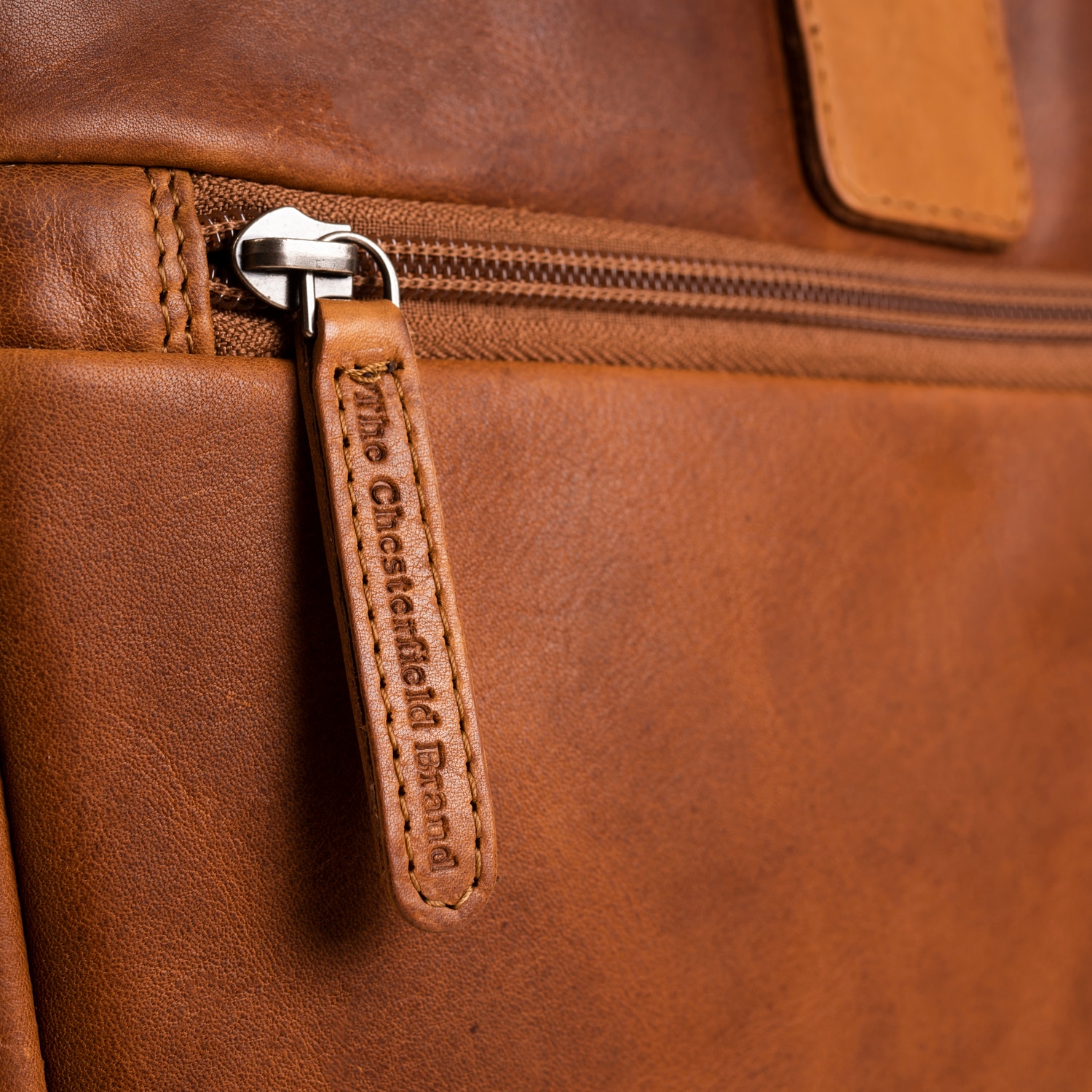 Geanta de laptop din piele naturala maro coniac, The Chesterfield Brand, Seth 15 inch