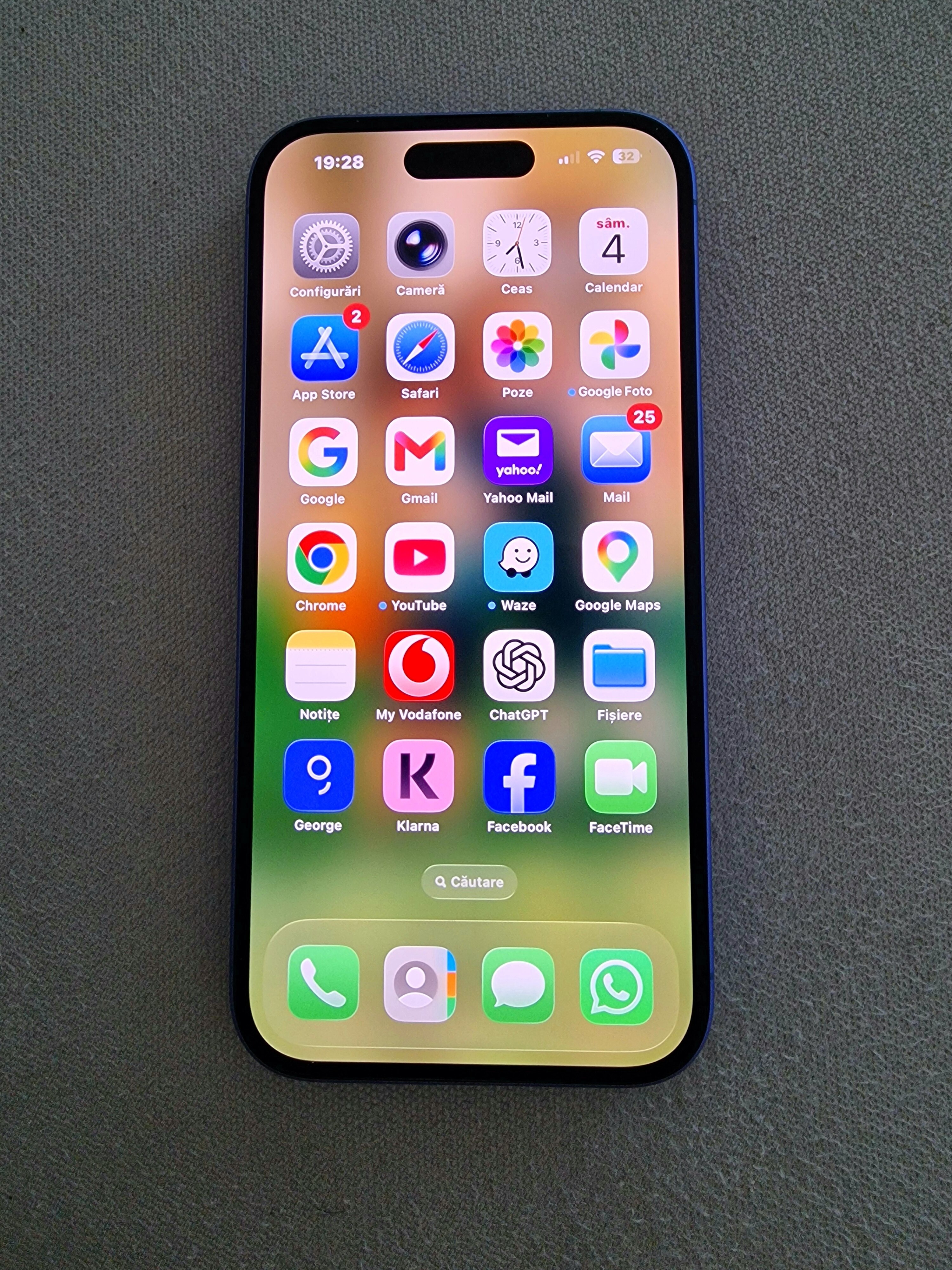 RESIGILAT: Telefon mobil Apple iPhone 16, 256GB, 5G, Black