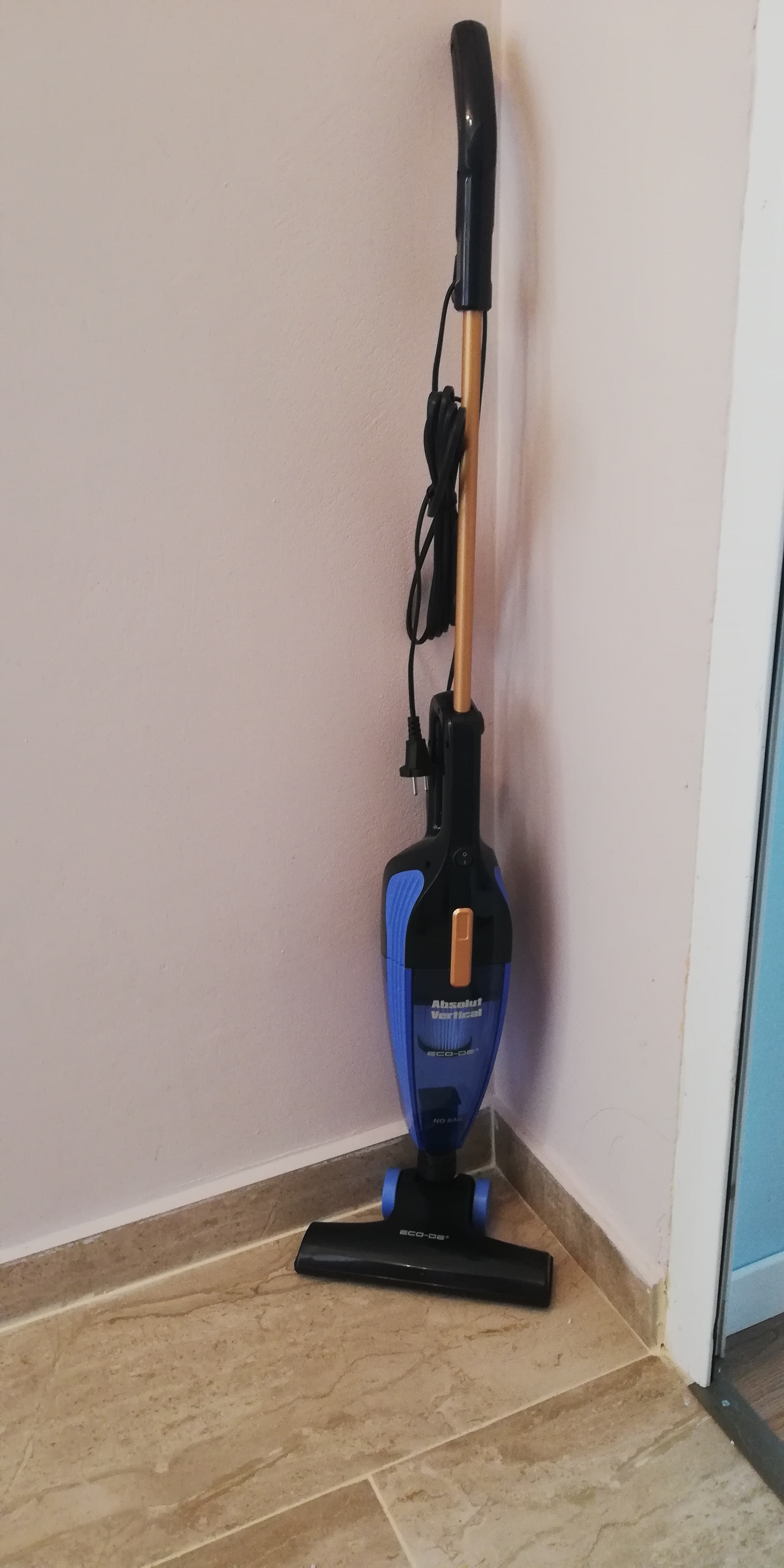 Aspirator vertical 2 in 1 ECO-DE, 800W, filtru HEPA + filtru Activ Carbon, albastru
