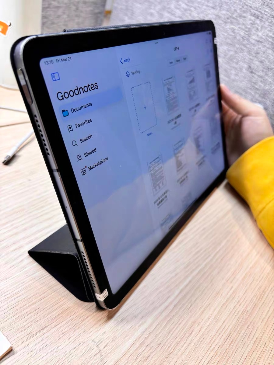 Husa 360 Smart Cover compatibila cu iPad Air 11" 2026/2025/2024 M4, M3, M2, Spate detasabil, Pencil Slot Rebound, Wake-Sleep, Camera Protection, Roz/Transparent