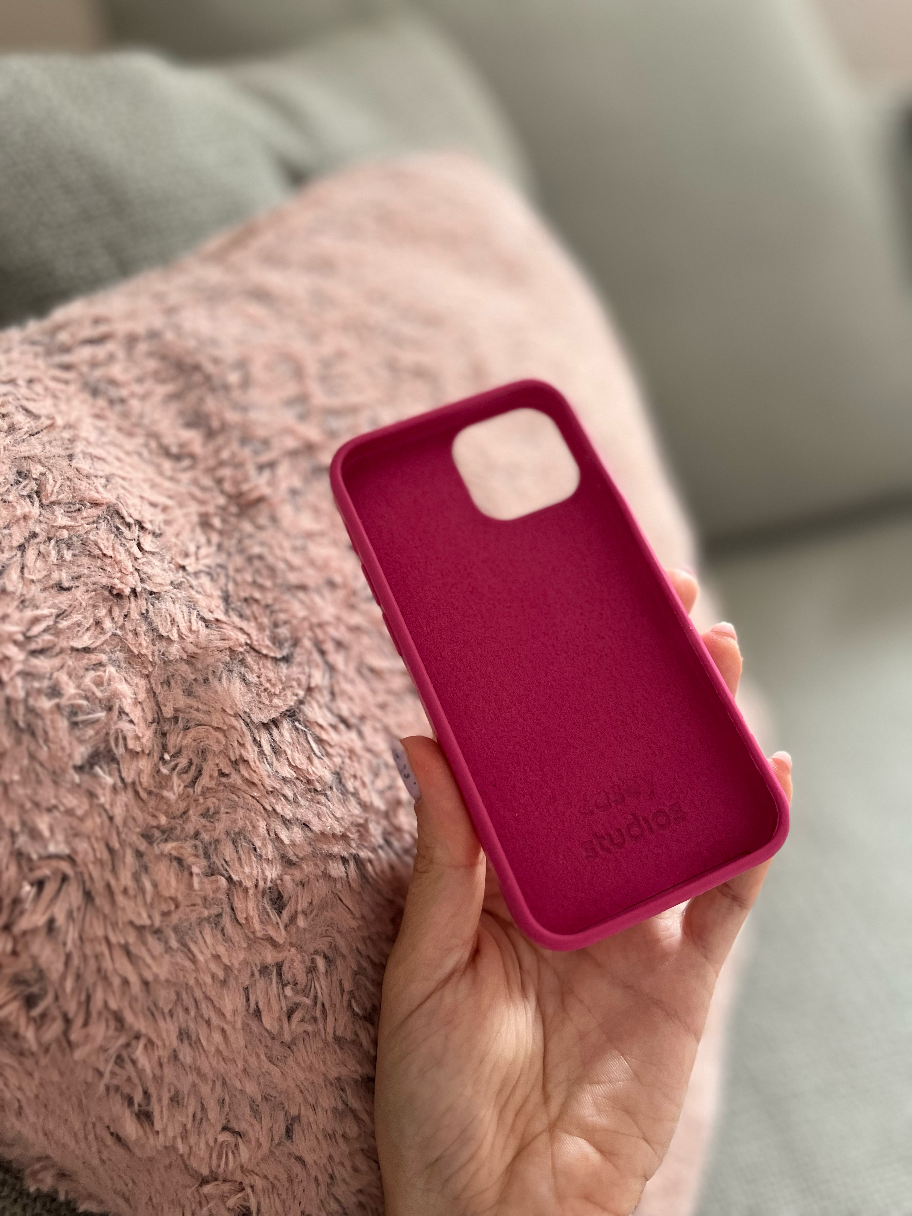 Husa CASEY STUDIOS™ compatibila cu iPhone 13 Mini, Soft Silicone Premium, Microfibra in Interior, Pink Sand, de Protectie, Ultra Slim, pentru Incarcare Wireless, Margini Ridicate de Protectia Ecranului si a Camerelor