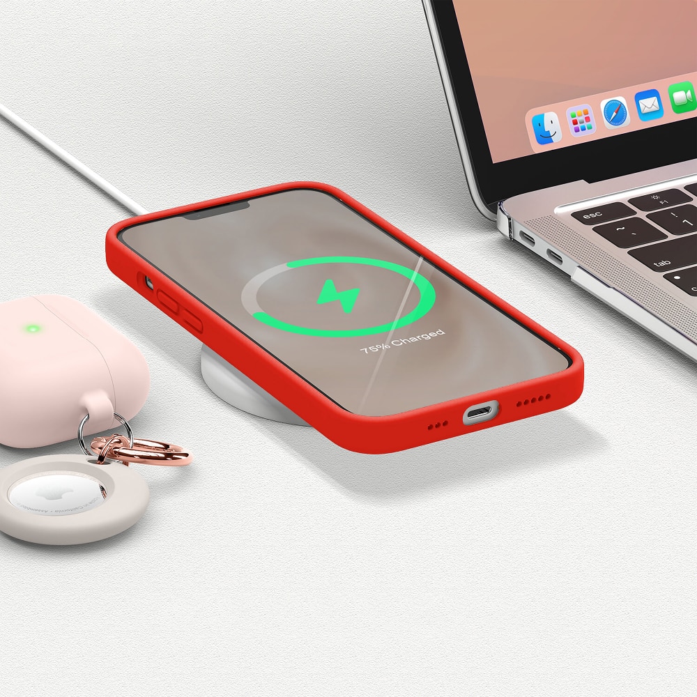 Husa CASEY STUDIOS™ pentru Apple iPhone 13, Soft Silicone Premium, Microfibra in Interior, Red, de Protectie, Ultra Slim, pentru Incarcare Wireless, Margini Ridicate pentru Protectia Ecranului si a Camerelor