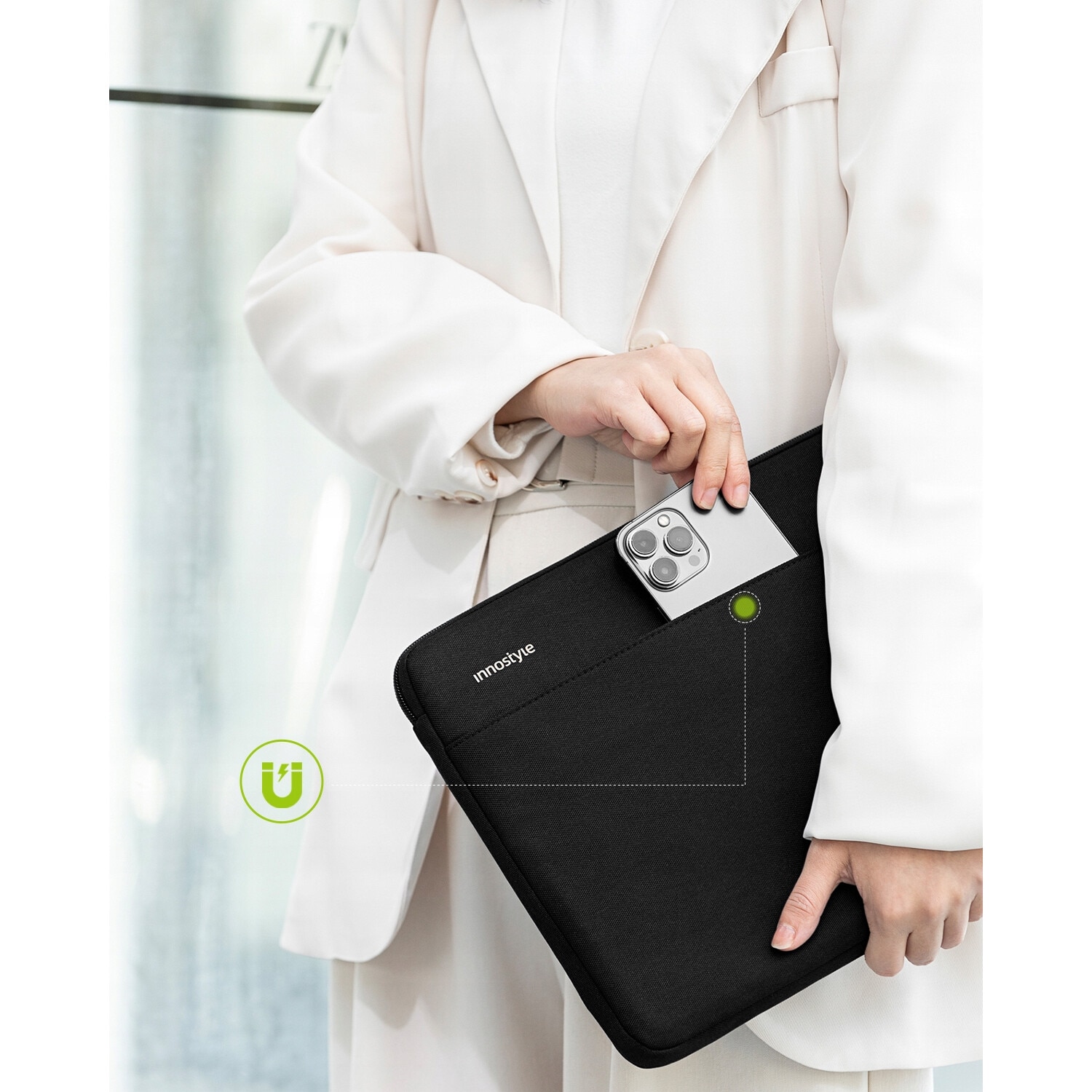 Geanta laptop Innostyle® OmniProtect Slim, pana la 14", ultralight (300g), colturi ranforsate ArmoredEdge, buzunar extern magnetic, design ergonomic, fermoare YKK, impermeabila, albastru