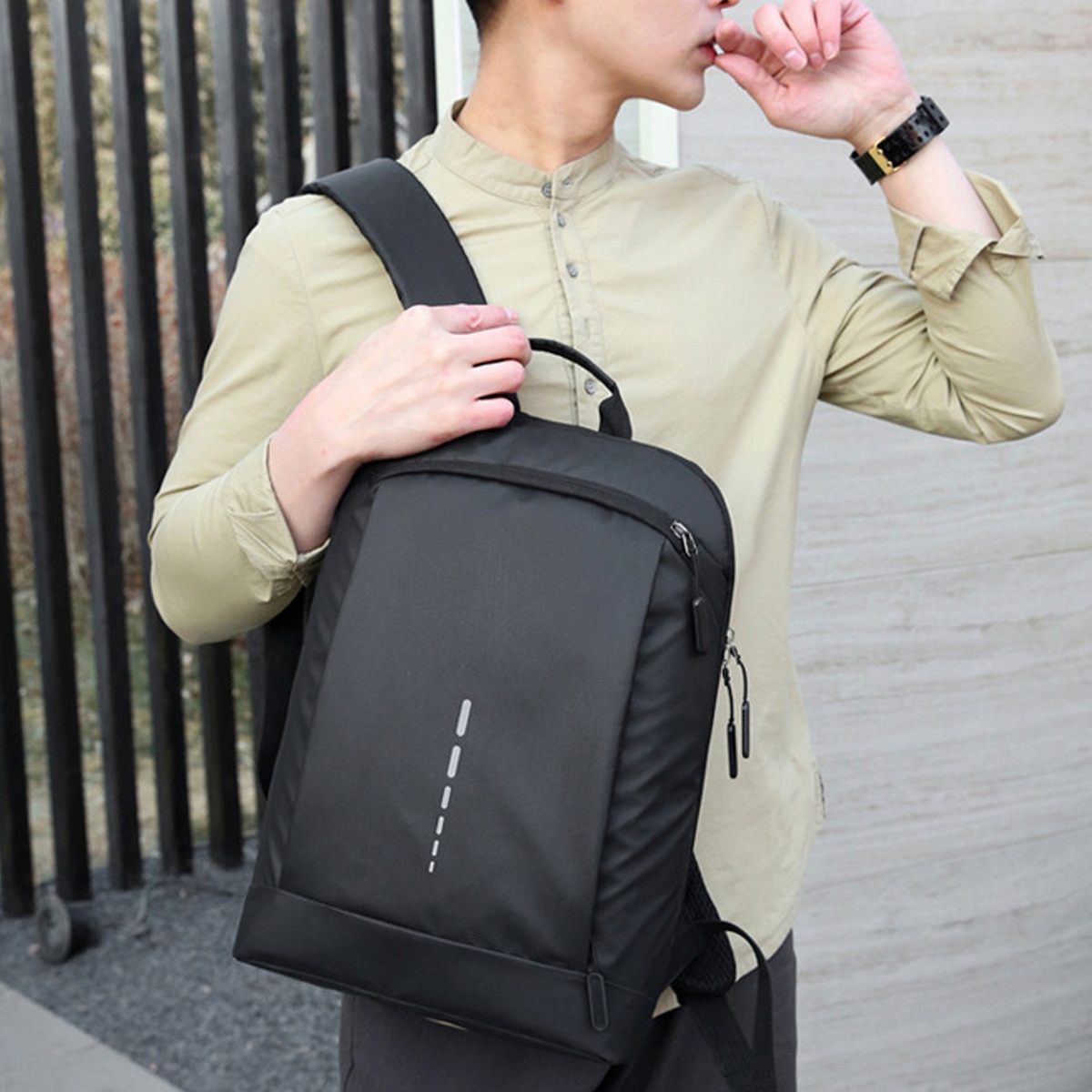 Rucsac laptop impermeabil, compartiment 14 inch, buzunare multiple, negru, 30x45x15cm