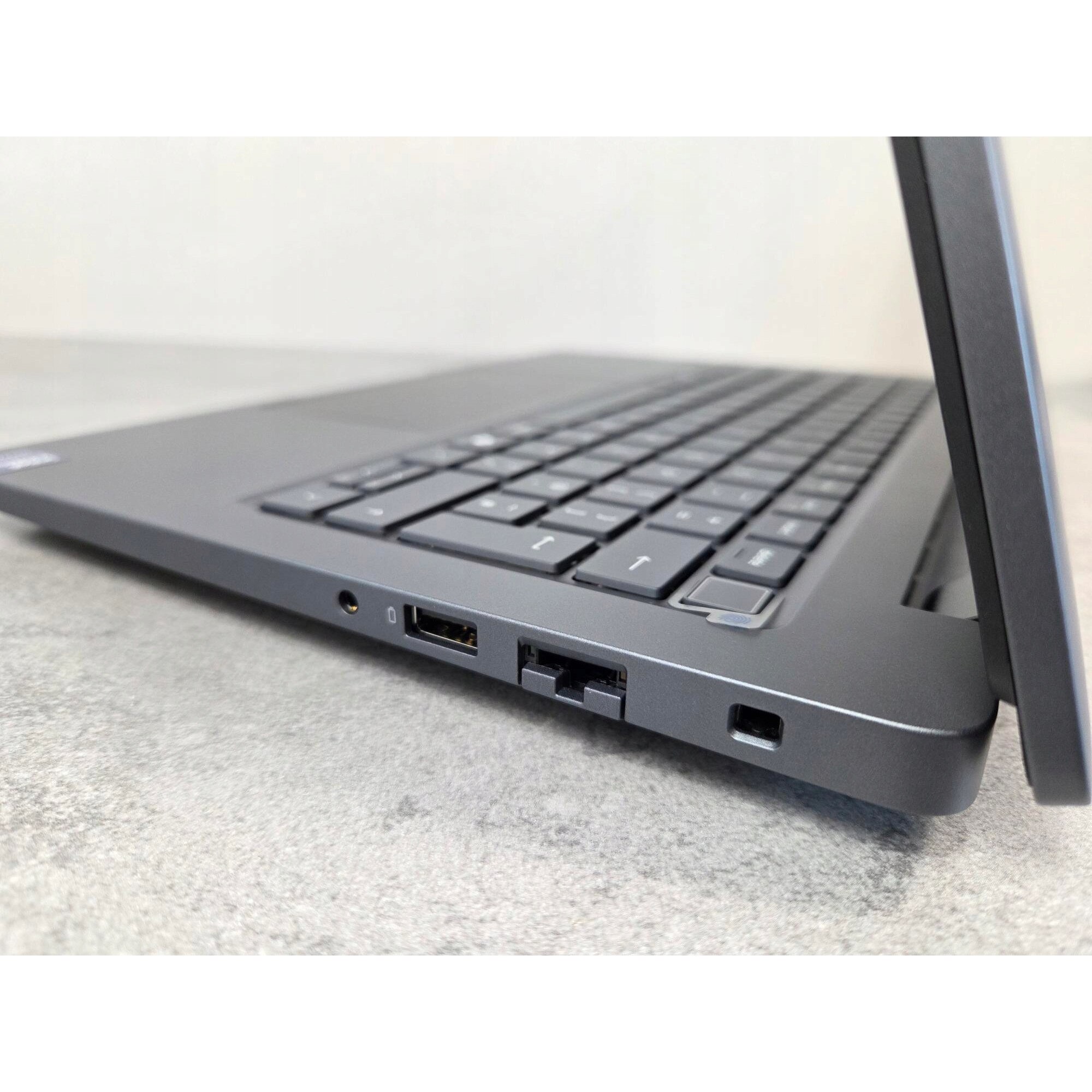 Laptop Dell Pro Max 14, Intel Core Ultra 7 255H, 16GB RAM, 1TB SSD, FHD+ 1920x1200, 14"