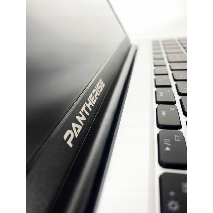 Laptop Pantherise E157, 16GB RAM, 512GB SSD, 15.6 inch, Argintiu, 35.76x22.95x1.92 cm