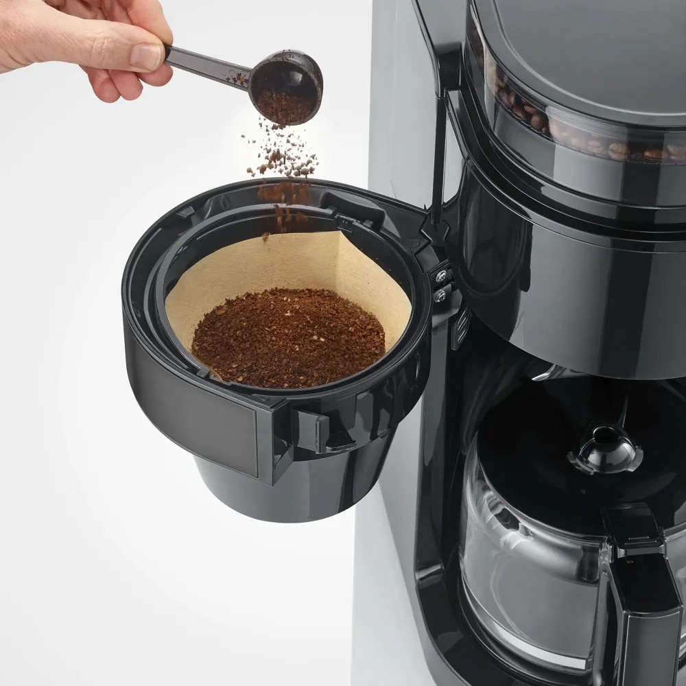 Cafetiera cu rasnita din otel inoxidabil Severin, S-Taste AromaOne, carafa din sticla, 10 cani, capacitate carafa 1.25 litri, capacitate compartiment boabe cafea 200 g, ajustare cantitate 2-10 cani, compatibilitate cafea boabe/cafea macinata, negru