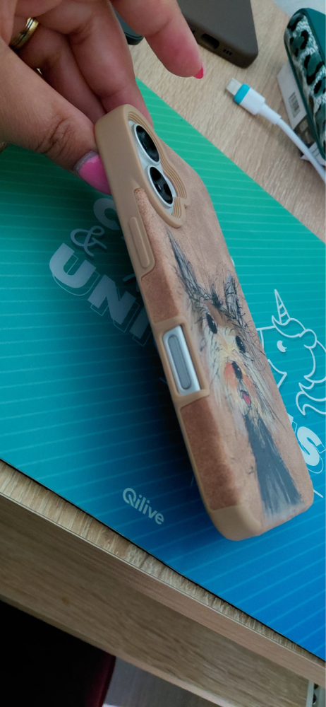 Huse telefoane, Pentru Apple iPhone 16, Soft Silicone Premium, Microfibra in Interior, de Protectie, Ultra Slim, pentru Incarcare Wireless, Margini Ridicate pentru Protectia Ecranului si a Camerelo，imagine de desen animat，maro