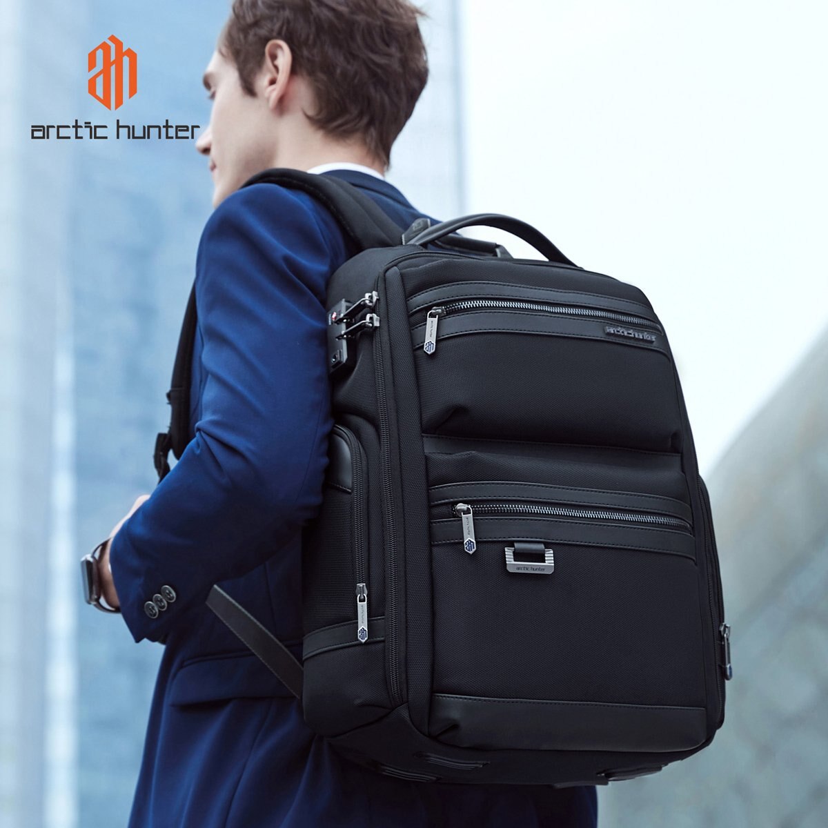 Rucsac Arctic Hunter B00682, 23.5L, negru, 44.5x30x17.5cm, pentru laptop 15.6", USB, lacat TSA