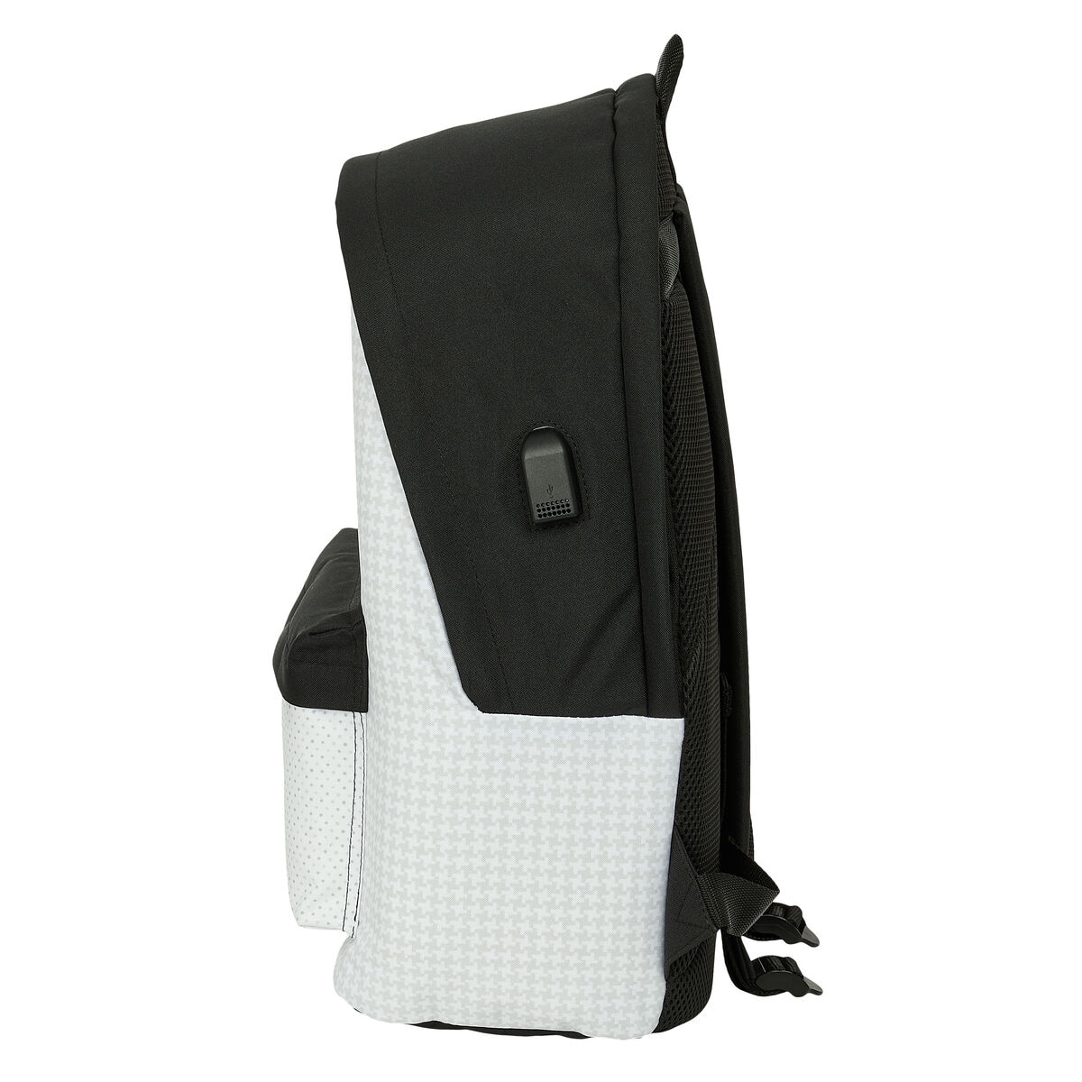 Rucsac Real Madrid Double Backpack pentru Laptop 15.6 inch cu Port USB, Design Oficial Club Fotbal, Ideal Scoala, Calatorii, Activitati Sportive, Material Durabil Poliester, Compartimente Multiple, Confort Maxim, Cadou Perfect pentru Fanii