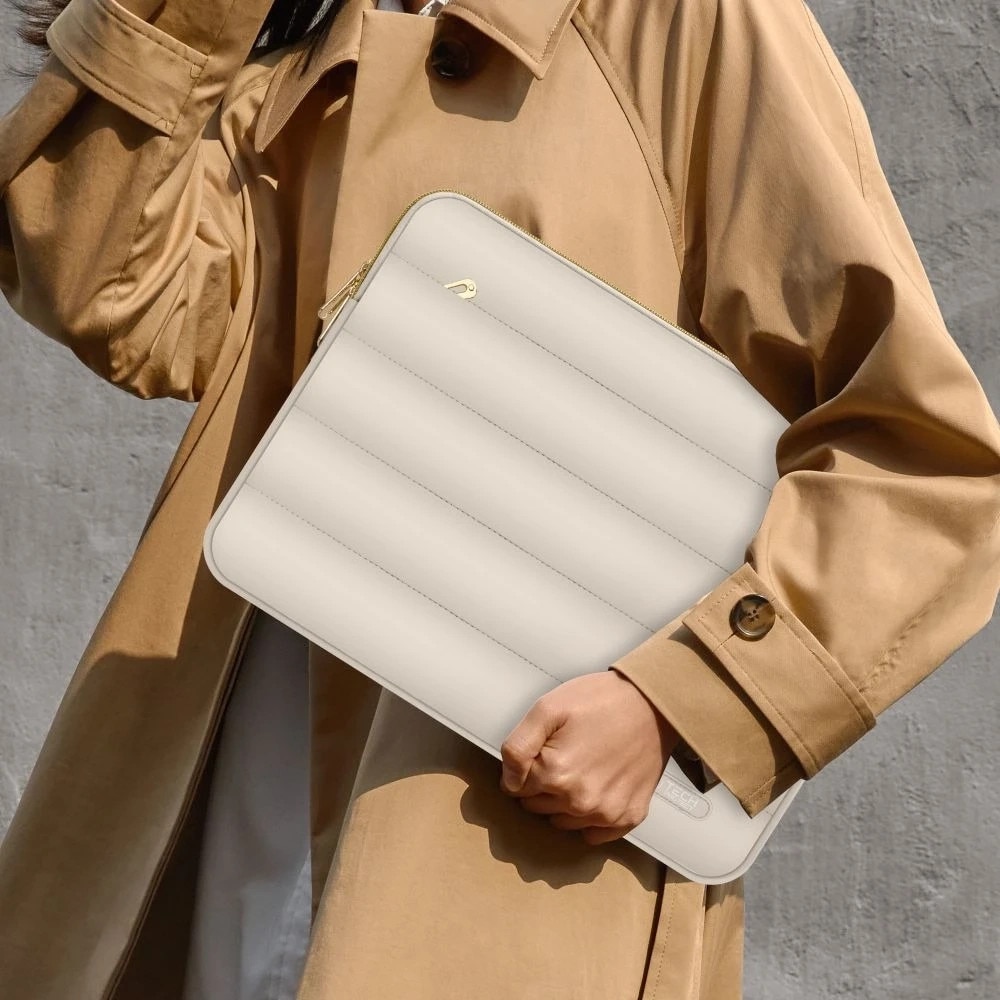Etui set Tech-Protect Puffy 13-14" Sand cu mini etui, dimensiuni 36x25,3x2cm, 21x14,5cm