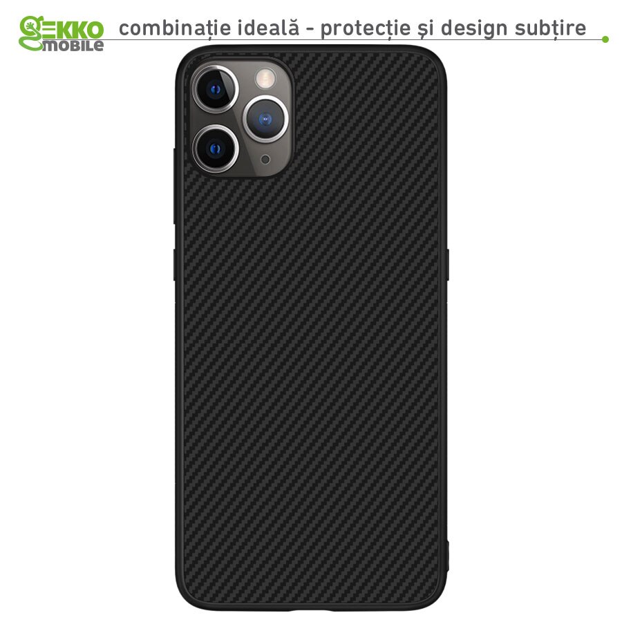Husa Carbon Skin pentru iPhone 11 Pro Max - Silicon, ultraslim, decupaje camera, suprafata mata - Gekko Mobile®