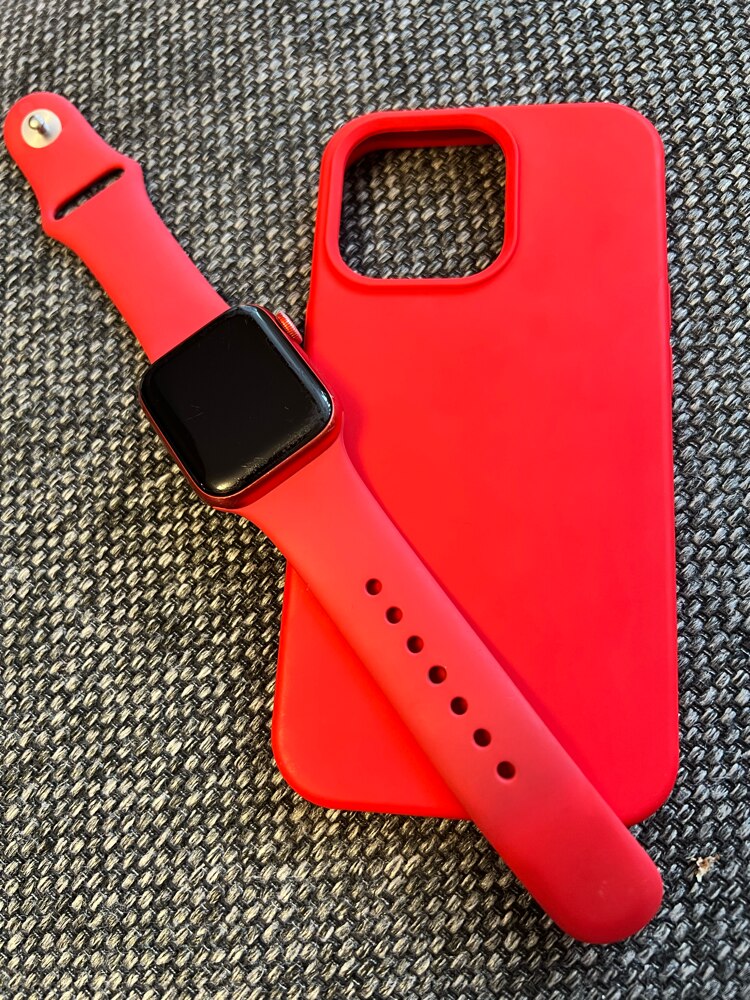 Husa CASEY STUDIOS™ compatibila cu iPhone 13 Pro, Soft Silicone Premium, Microfibra in Interior, Nectarine, de Protectie, Ultra Slim, pentru Incarcare Wireless, Margini Ridicate de Protectia Ecranului si a Camerelor
