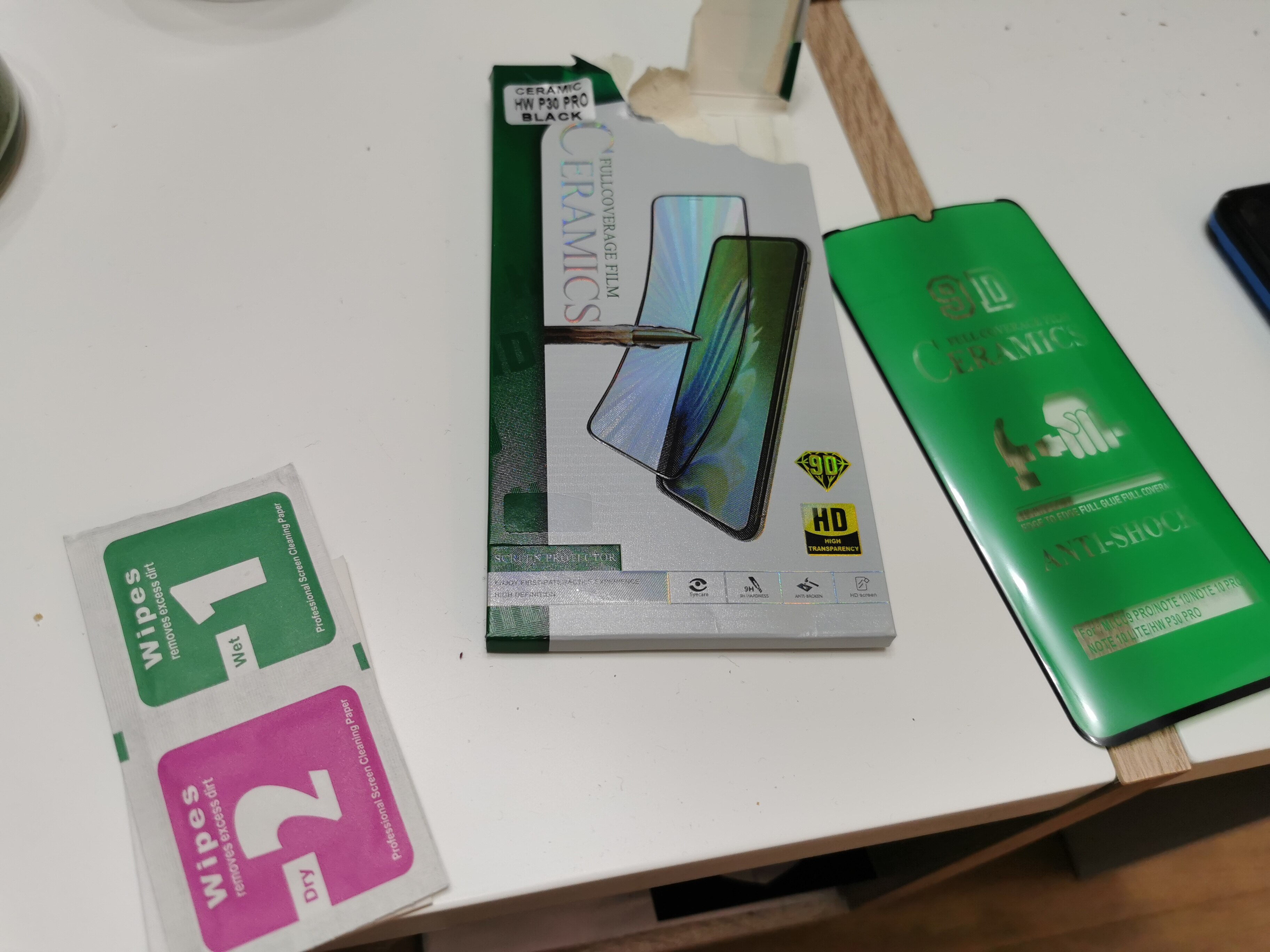 Folie de protectie Compatibil cu Huawei P30 Pro, Unbreakable Soft Hydrogel, Premium Tempered, Full Glue, Acoperire pe intreg ecranul, Transparent