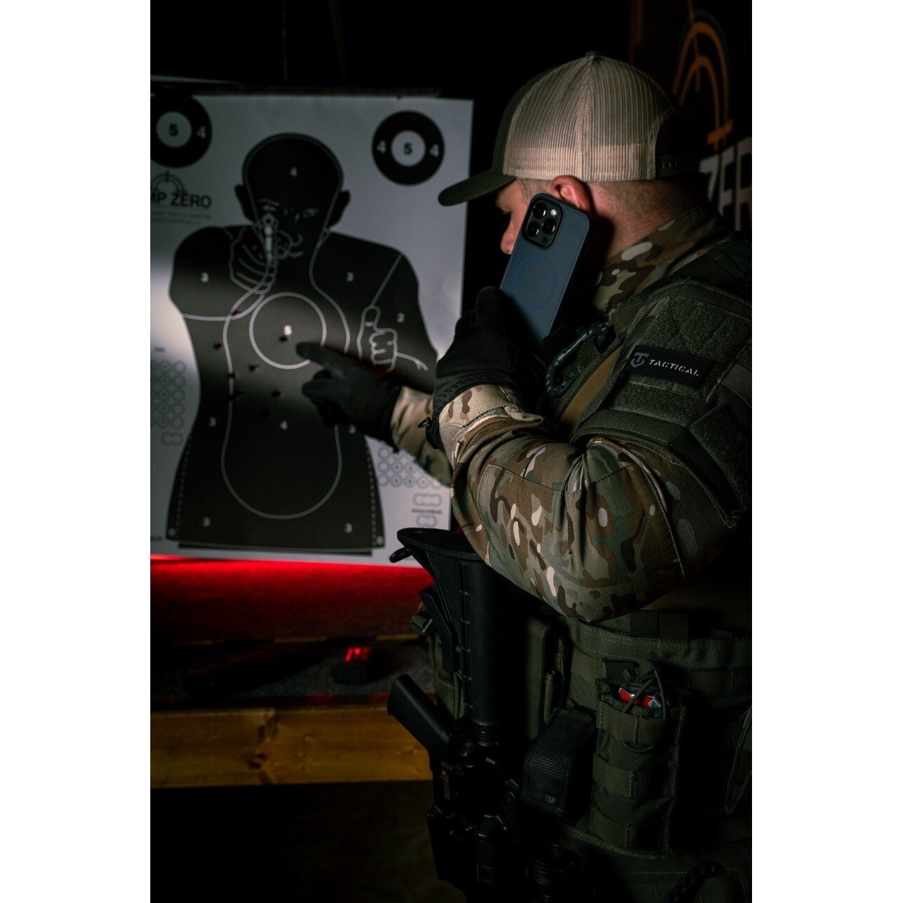Husa telefon Tactical MagForce Hyperstealth pentru iPhone 16e, transparenta, functie MagSafe, standard militar MIL-STD-810 516, culoare asfalt