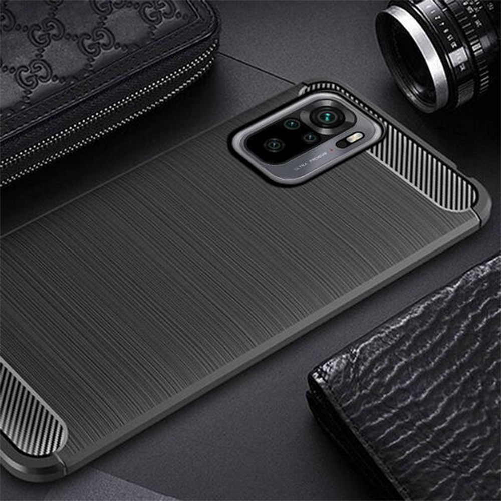 Husa Carbon Defender compatibila cu Xiaomi Redmi Note 10, Design subtil antialunecare, Margini ridicate, Finisaj mat, Negru