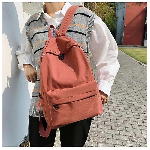 Rucsac de laptop din poliester, compartiment principal mare, buzunar frontal si protejat pentru laptop, maneca pentru troler, bretele captusite, 15L, rosu