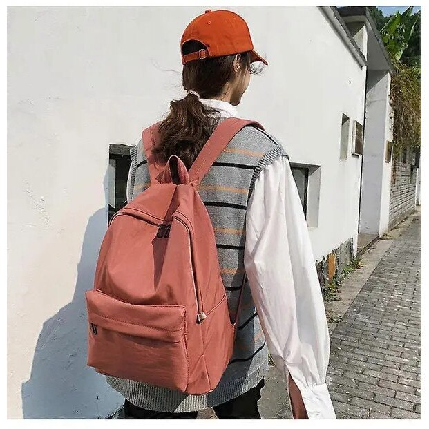 Rucsac de laptop din poliester, compartiment principal mare, buzunar frontal si protejat pentru laptop, maneca pentru troler, bretele captusite, 15L, rosu