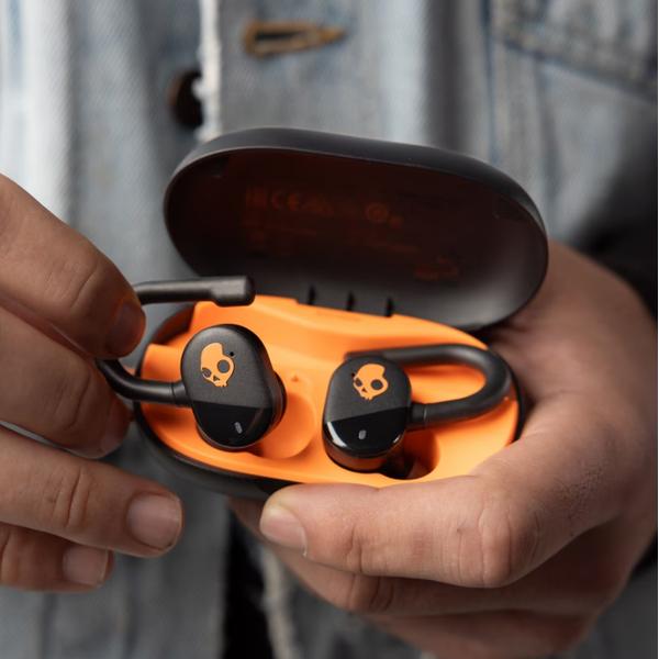 Casti Alergare Skullcandy Push Play Active, True Wireless, Bluetooth, Multipoint, IP55, Autonomie 34 ore, Preppy Summer (Negru/Portocaliu)
