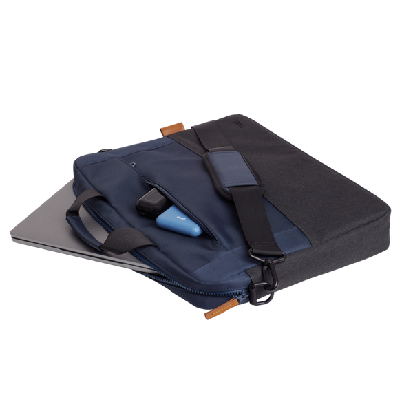 Geanta laptop Trust Lisboa  15.6inch,2 compartimente, material POM, RPET Polyester, RPET, volum 2.1 L, Albastru