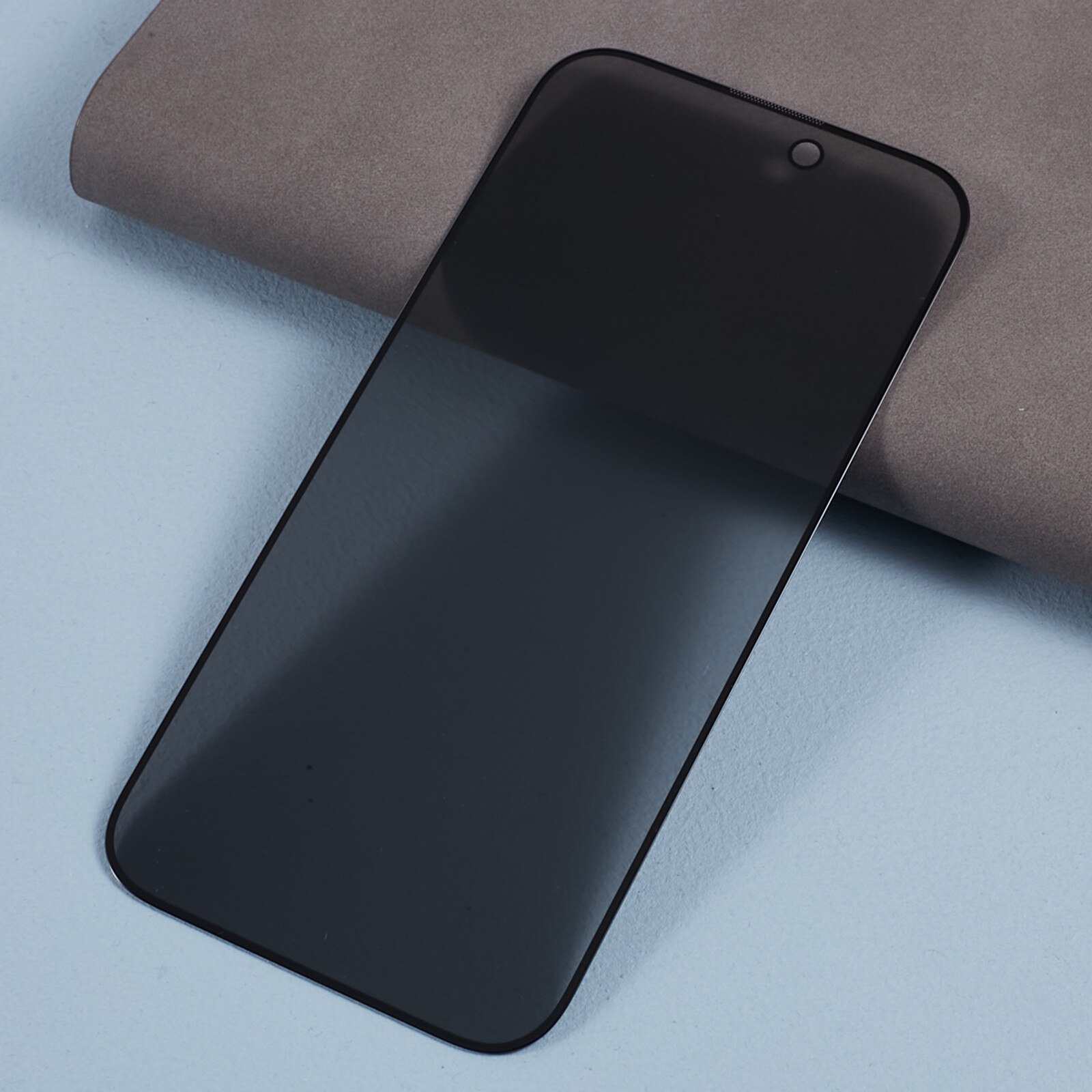 Folie protectie de sticlă Privacy pentru iPhone 17, Efect de întunecare, Transparent/Negru