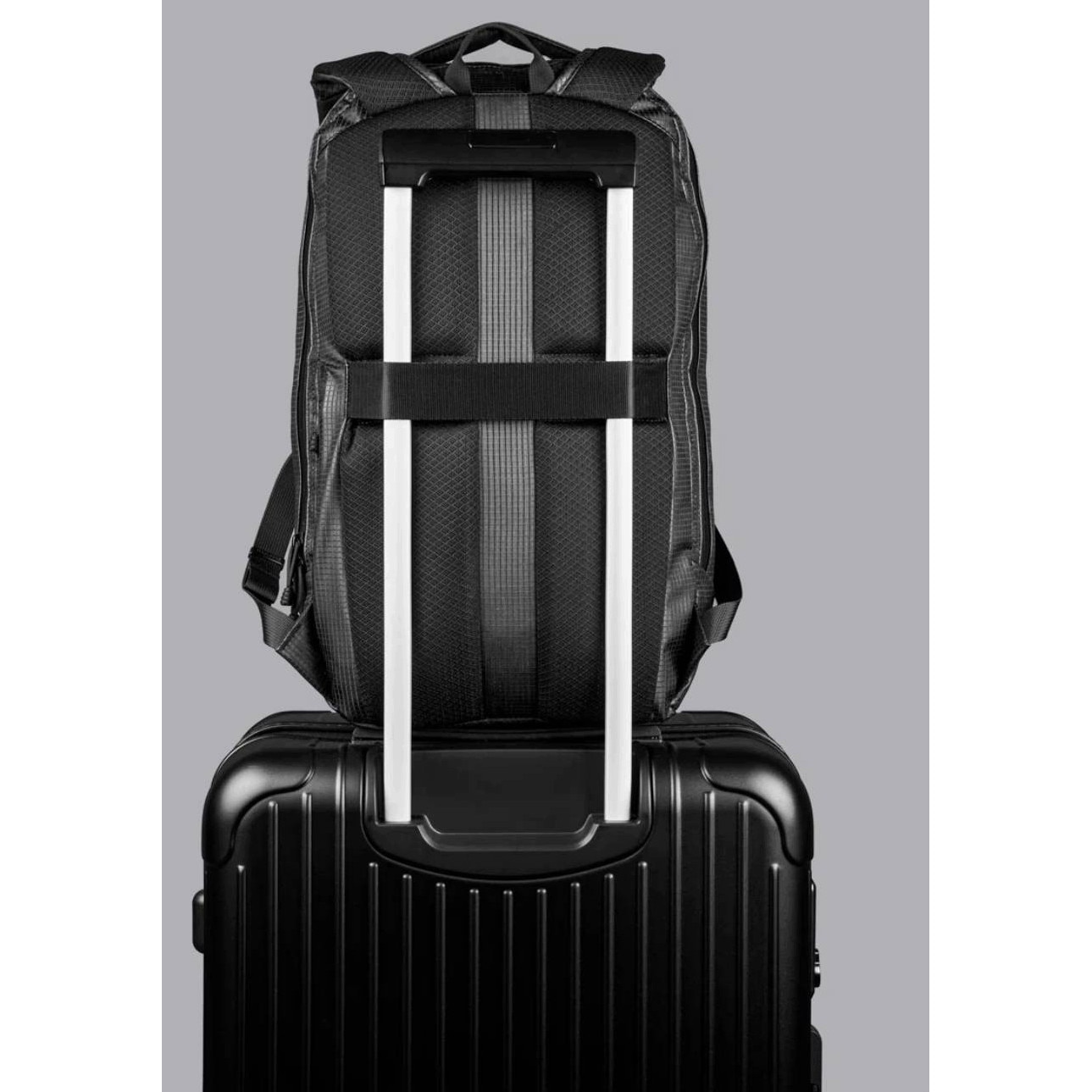 Rucsac laptop Alpaka Momentum 22l negru rezistent impermeabil