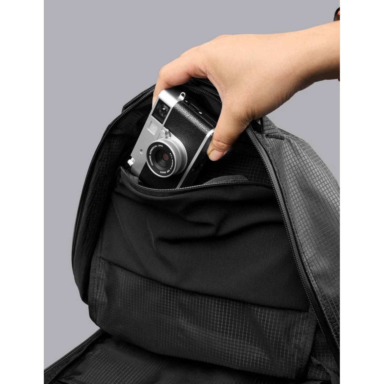 Rucsac laptop Alpaka Momentum 22l negru rezistent impermeabil