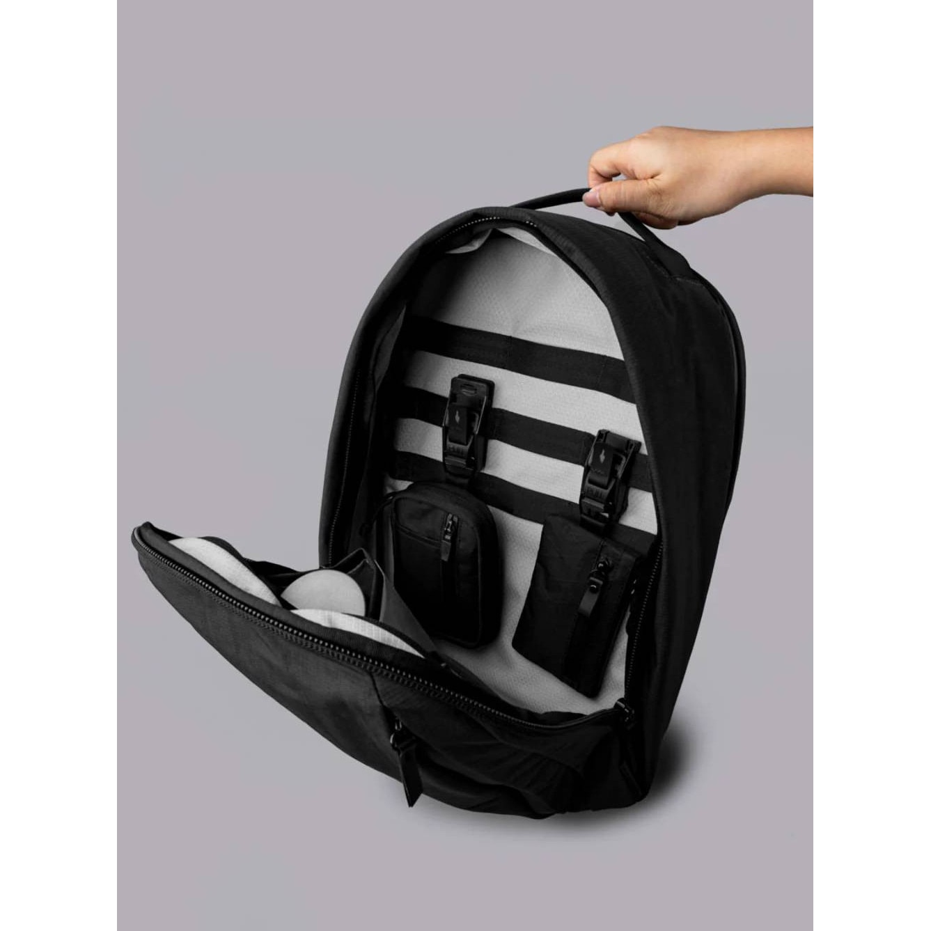 Rucsac urban Alpaka Metro Pro rezistent la apa negru 24L 16"
