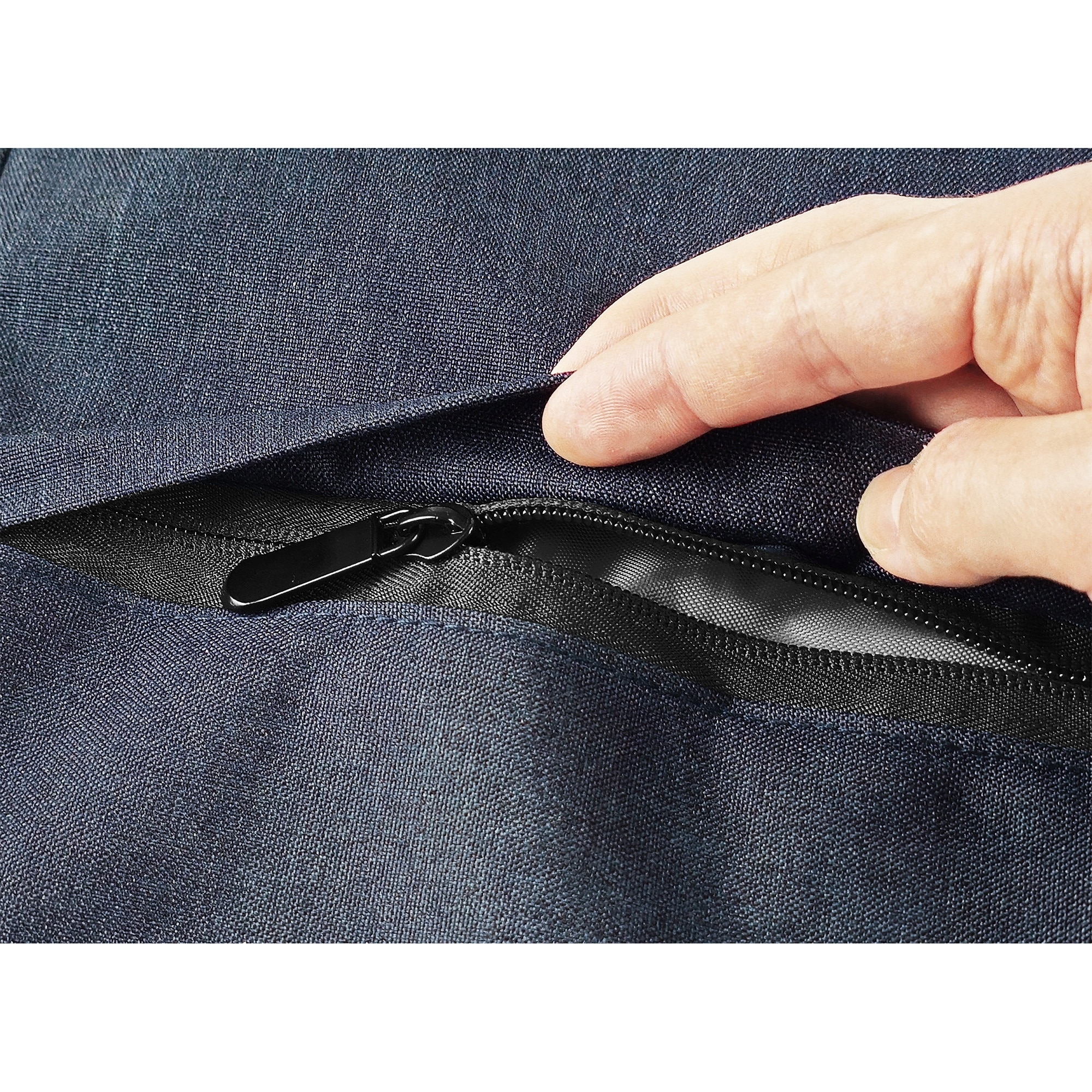 Husa tableta ArmorCase Lenovo Tab P12 12.7 inch rezistenta, buzunar cu fermoar, 35x25x2cm