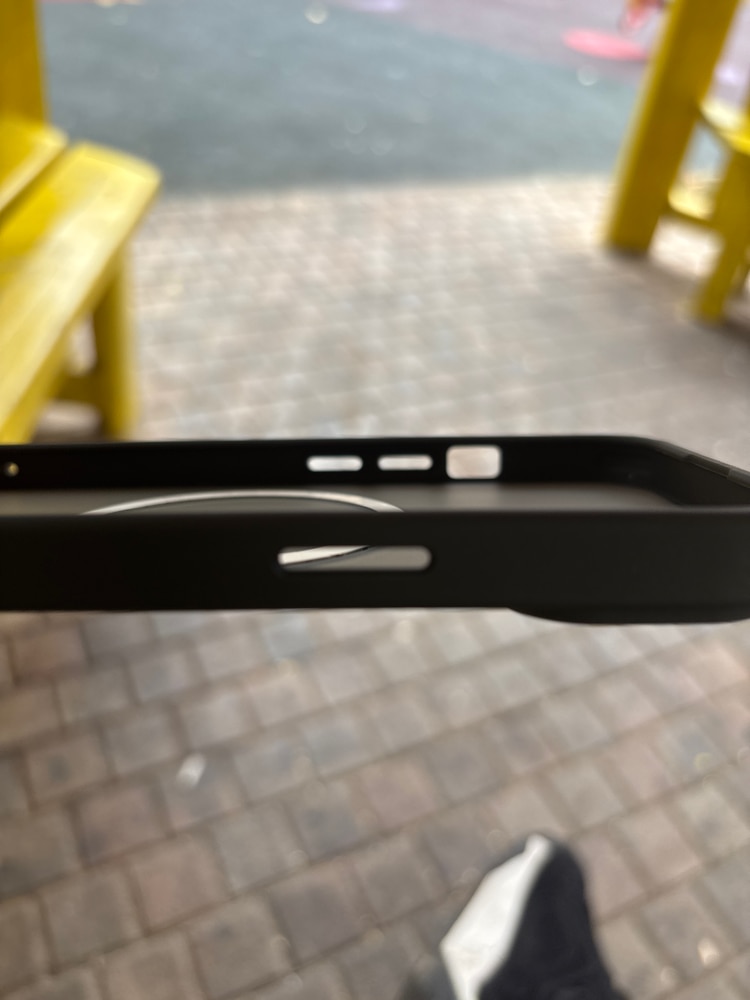 Husa pentru iPhone 15 ZAFIT®, cu incarcare Magsafe, Silicon, Negru transparent