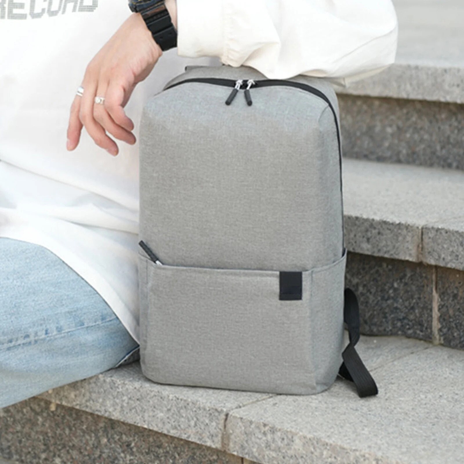 Rucsac laptop 13", rezistent, gri, 34x22x12cm, unisex, cu port USB si portofel inclus