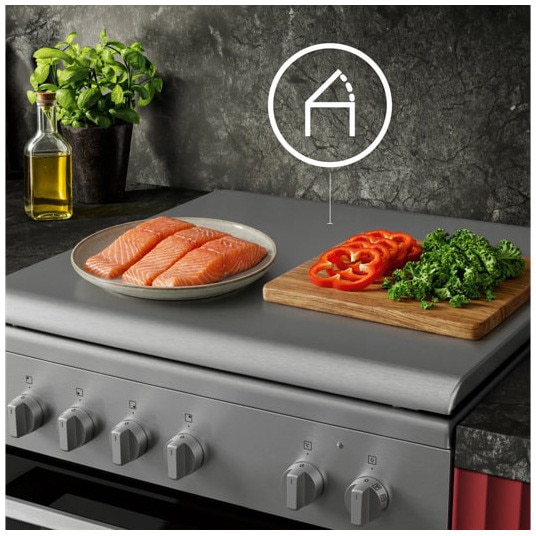 Aragaz AEG CKB56490AW, Mixt, 4 arzatoare gaz, Gratare fonta; Aprindere integrata; SteamBake-gatire cu abur; Cuptor electric 11 functii; Timer electronic; Iluminare cuptor; Grill electric; 50x60 cm, Siguranta plita; Clasa A; Capac metalic; Alb