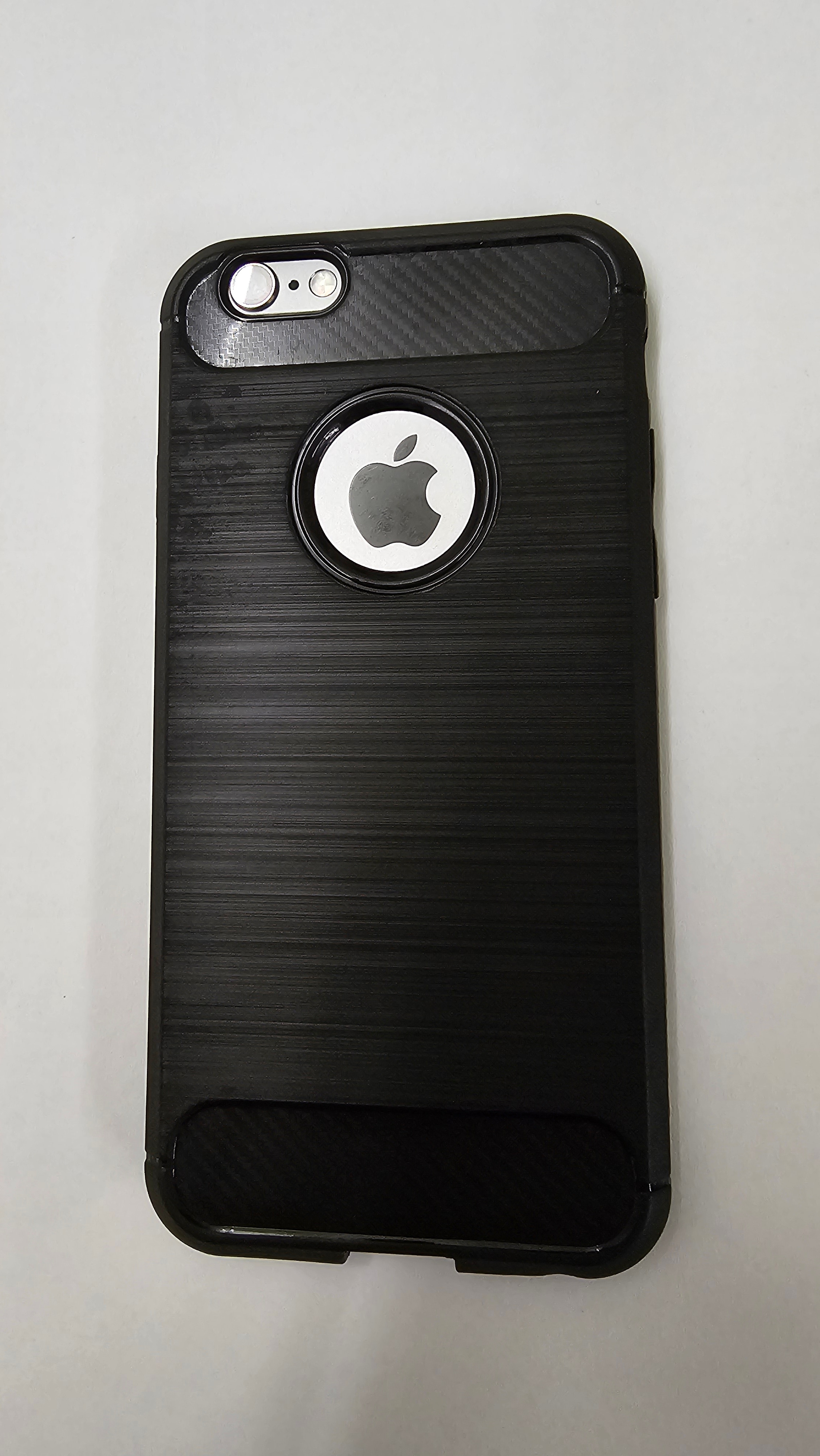 Husa protectie Mat-Tech compatibila cu iPhone 6 / 6s, Anti-soc, 2MM, Decupaje Precise, Rezistenta la impact, Margini ridicate pentru protectia ecranului, Transparenta