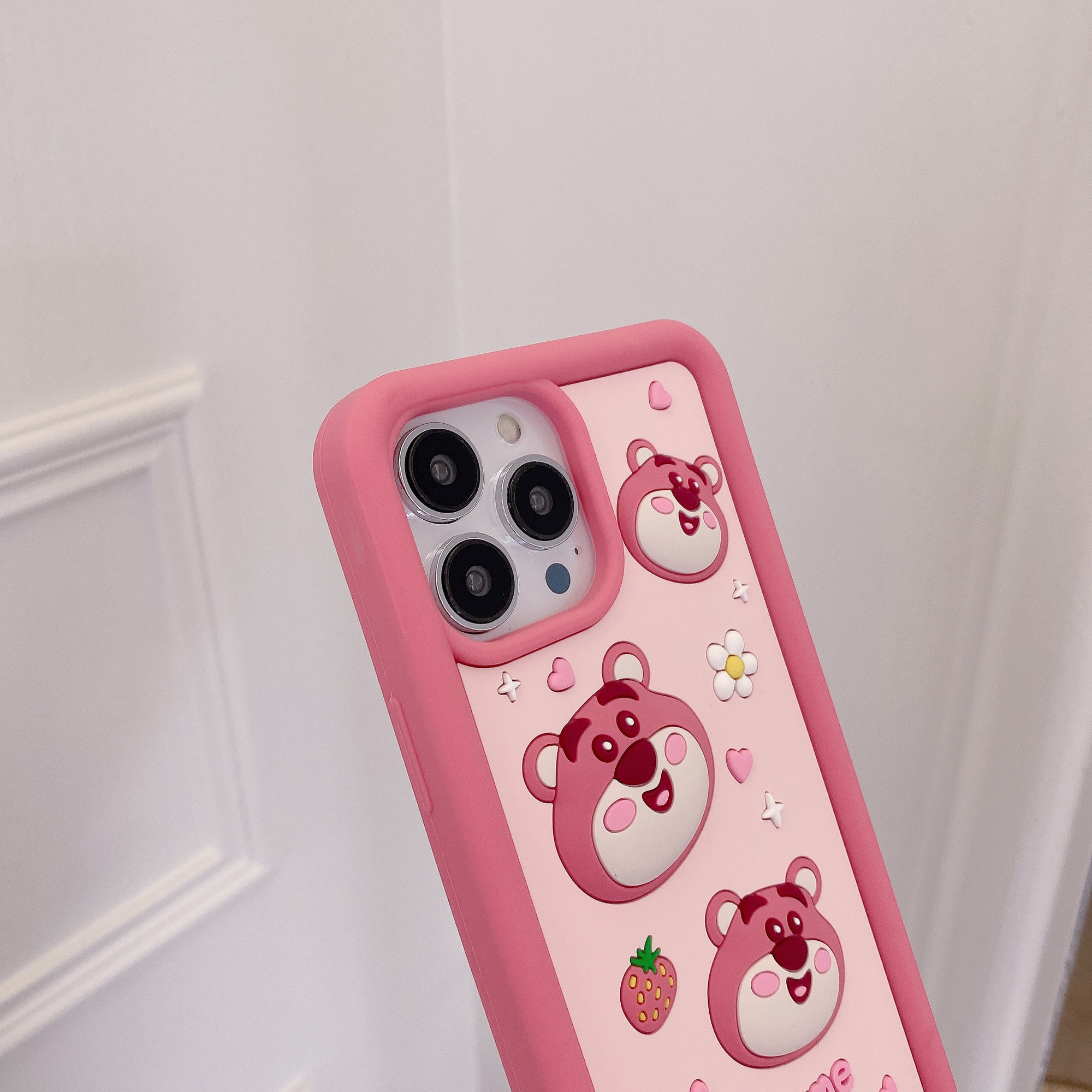 Husa de telefon draguta Lotso 3D cu capsuni, compatibila cu iPhone 13 Pro