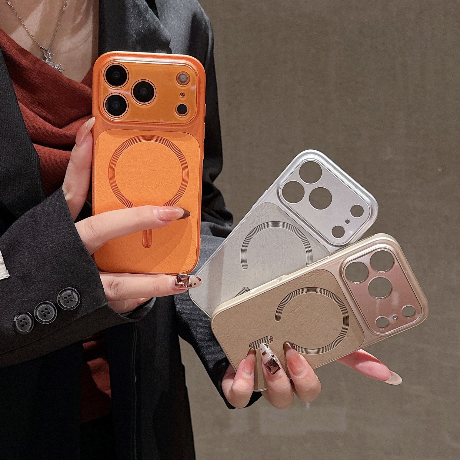 Carcasa Magnetica Mata, Flippy, Compatibila iPhone 17, din TPU/PC si Piele Ecologica, Argintiu