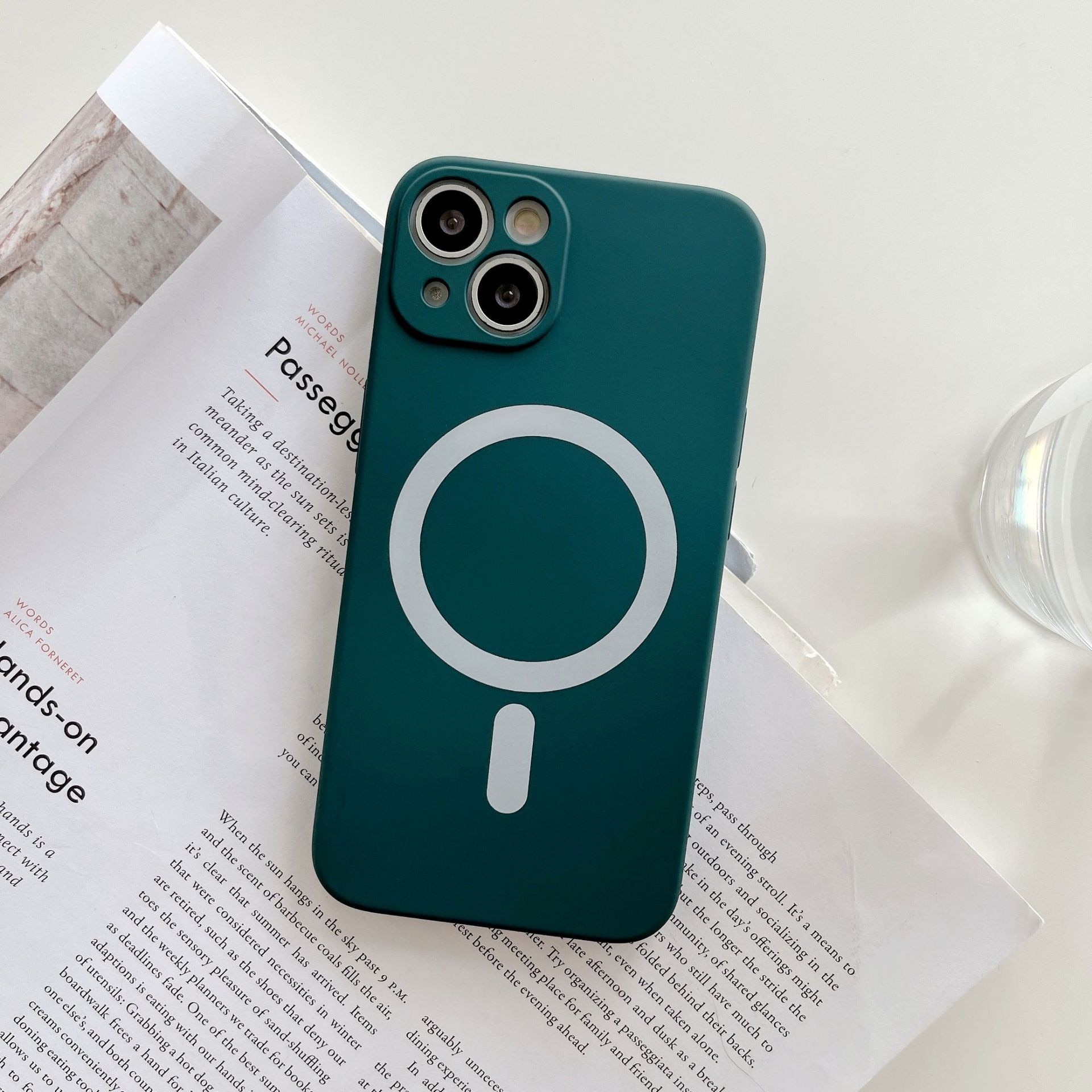 Husa MagSafe pentru Apple iPhone 14 Pro Max, Silicon, Protectie pentru camera, Magnetica, Incarcare Wireless, Flippy, Verde