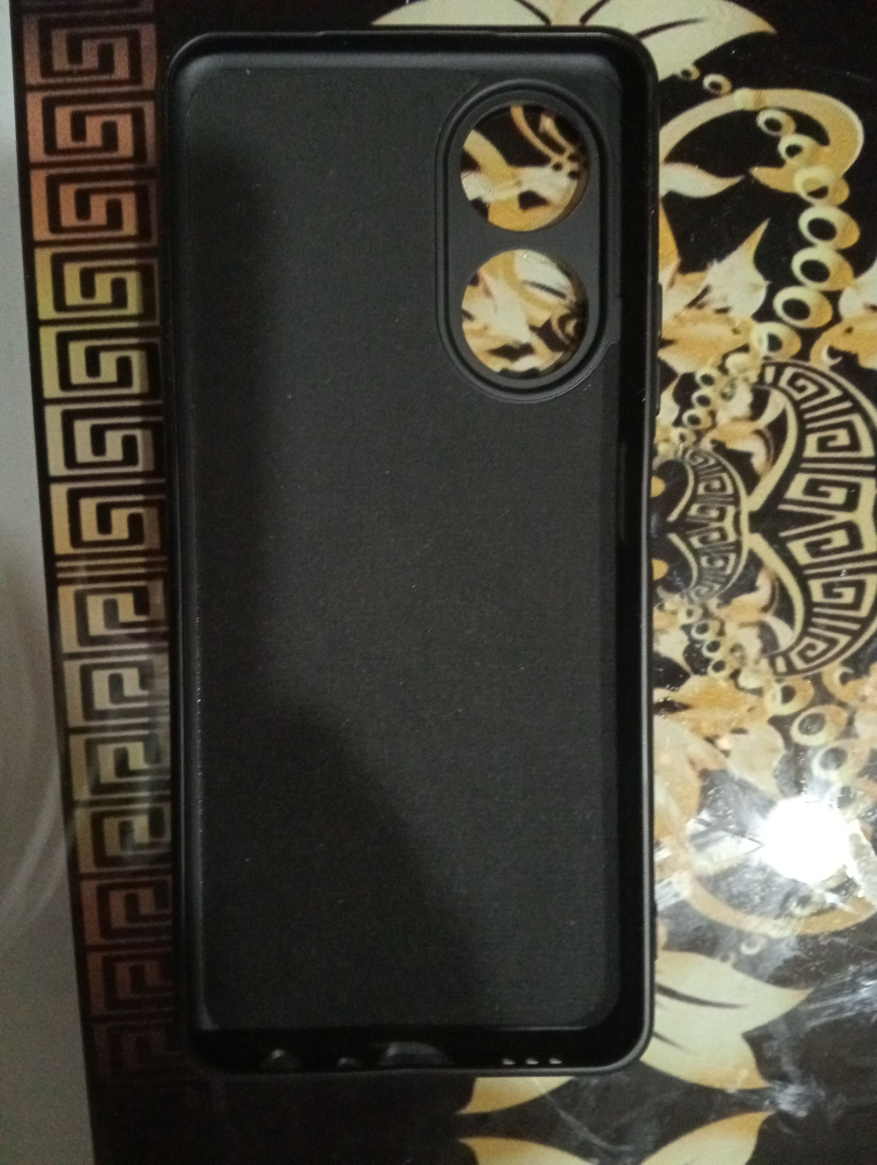 Husa BestCase® Premium Liquid Silicon, Compatibila Cu OPPO A58 4G, 1.2MM Slim, Microfibra in interior, Antisoc, Rezistent la socuri, Protectie Camera, Margini ridicate pentru protectia ecranului, Negru