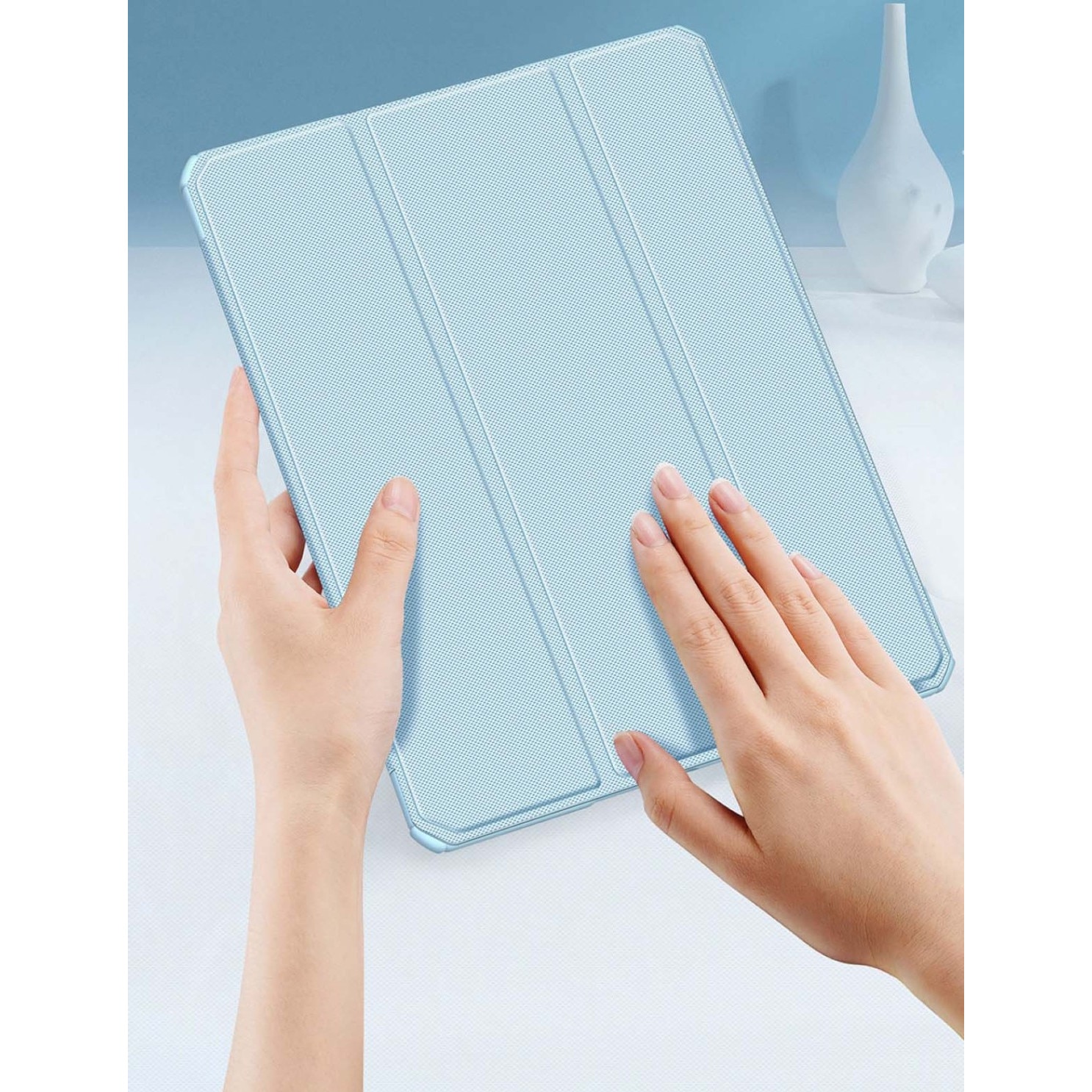 Husa premium pentru tableta Samsung Galaxy Tab S10+/S9+/S9Fe+, 12.4", Sigloo, interior de piele sintetica, cu suport Smart Pen, spatele din policarbonat transparent, Blue