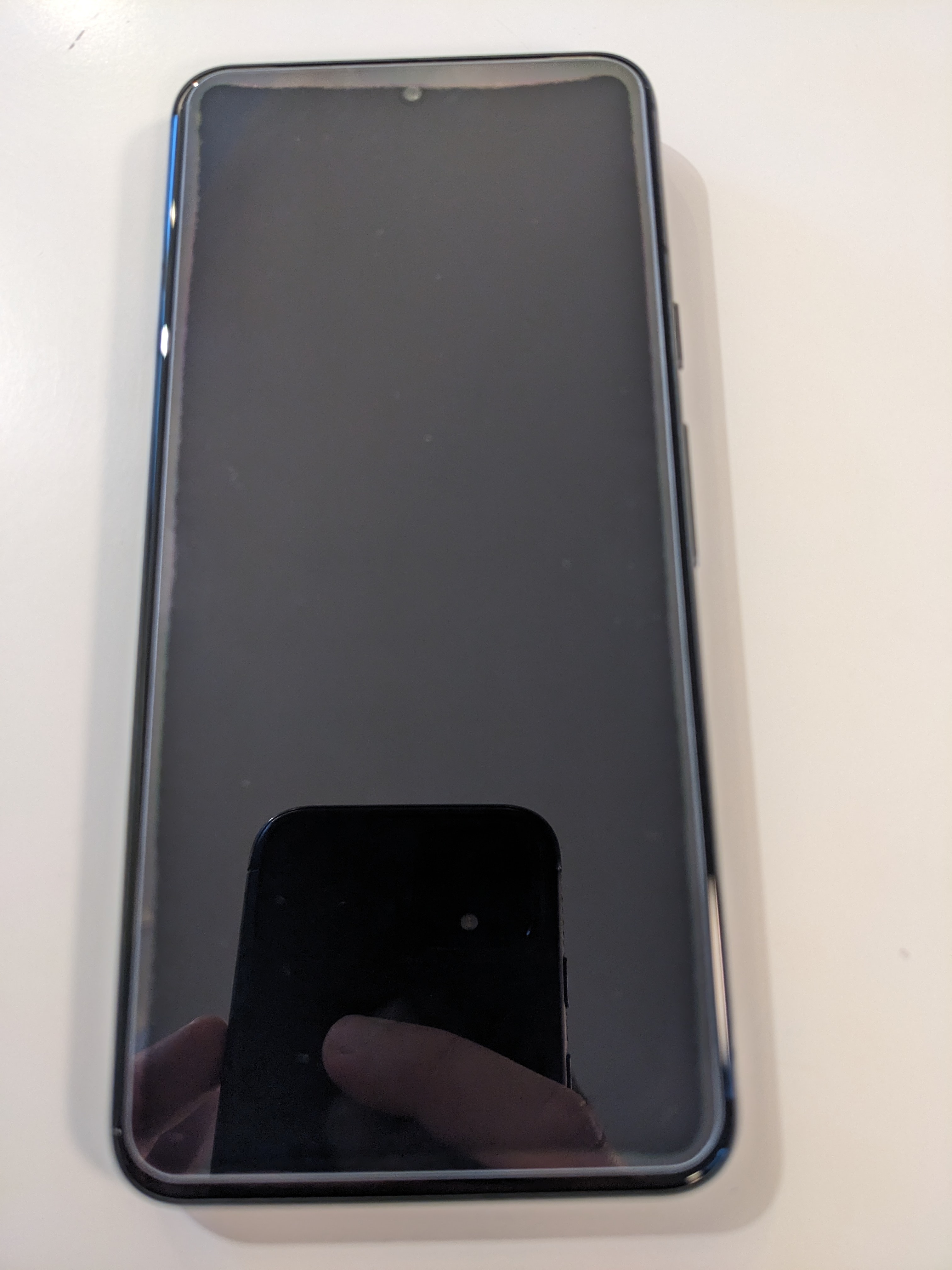 Folie din Sticla Securizata 2.5D compatibila cu Google Pixel 8, Rezistenta 9H (Anti-Explozie) cu Lipire pe Toata Suprafata, Full Glue, Optim Protection Technology, Transparent