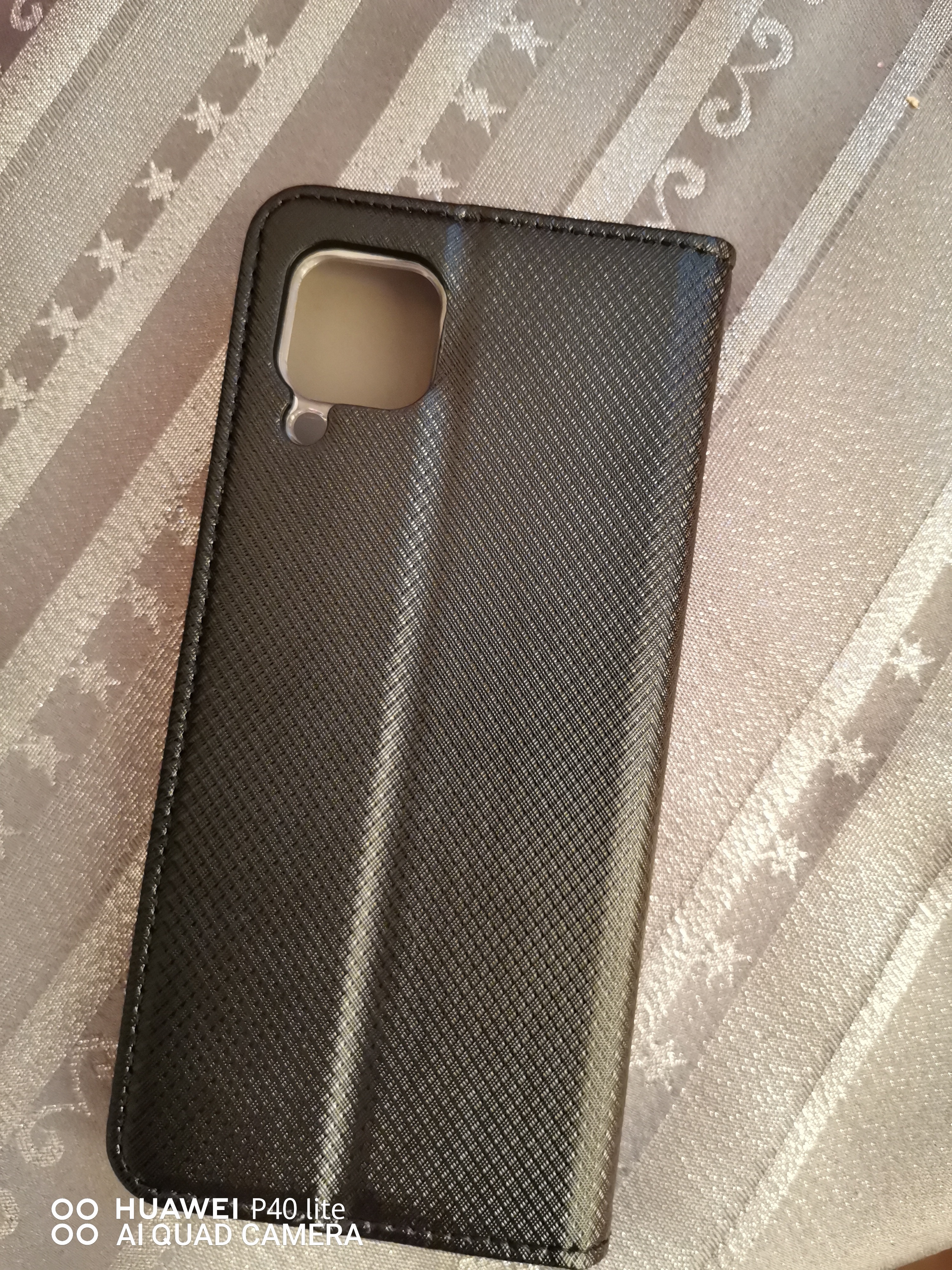 Husa Carte Smart cu Inchidere Magnetica pentru Huawei P40 Lite, Negru
