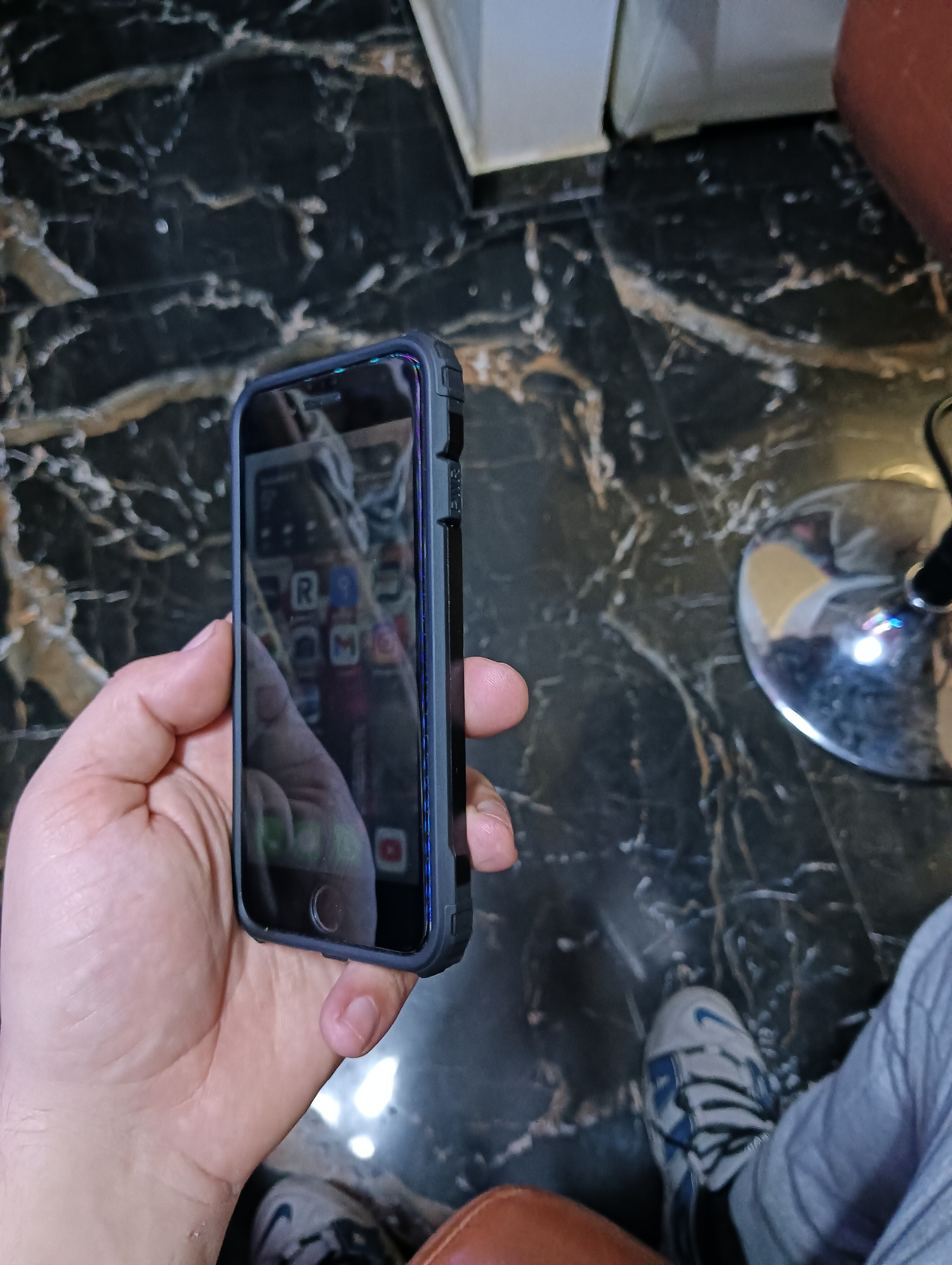 Folie protectie din sticla securizata Privacy Glass Full Cover FULL GLUE Neagra compatibila cu iPhone 8 / iPhone 7