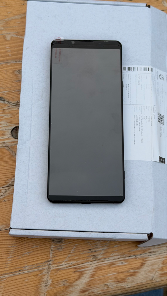 Folie de sticla transparenta compatibila cu Sony Xperia 1 III, Fata, SwimGlass, Full Glue, margini negre, rezistenta 9H