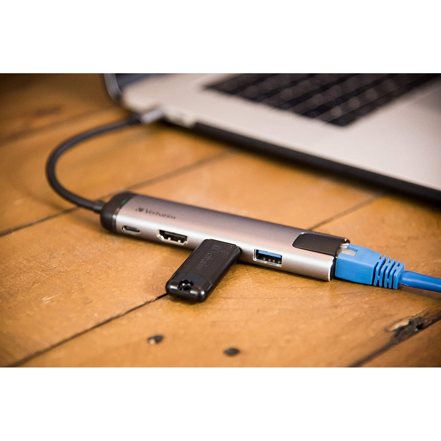Hub Multi-Port Verbatim, 4K HDMI, USB 3.0 / Type C, RJ-45, Silver