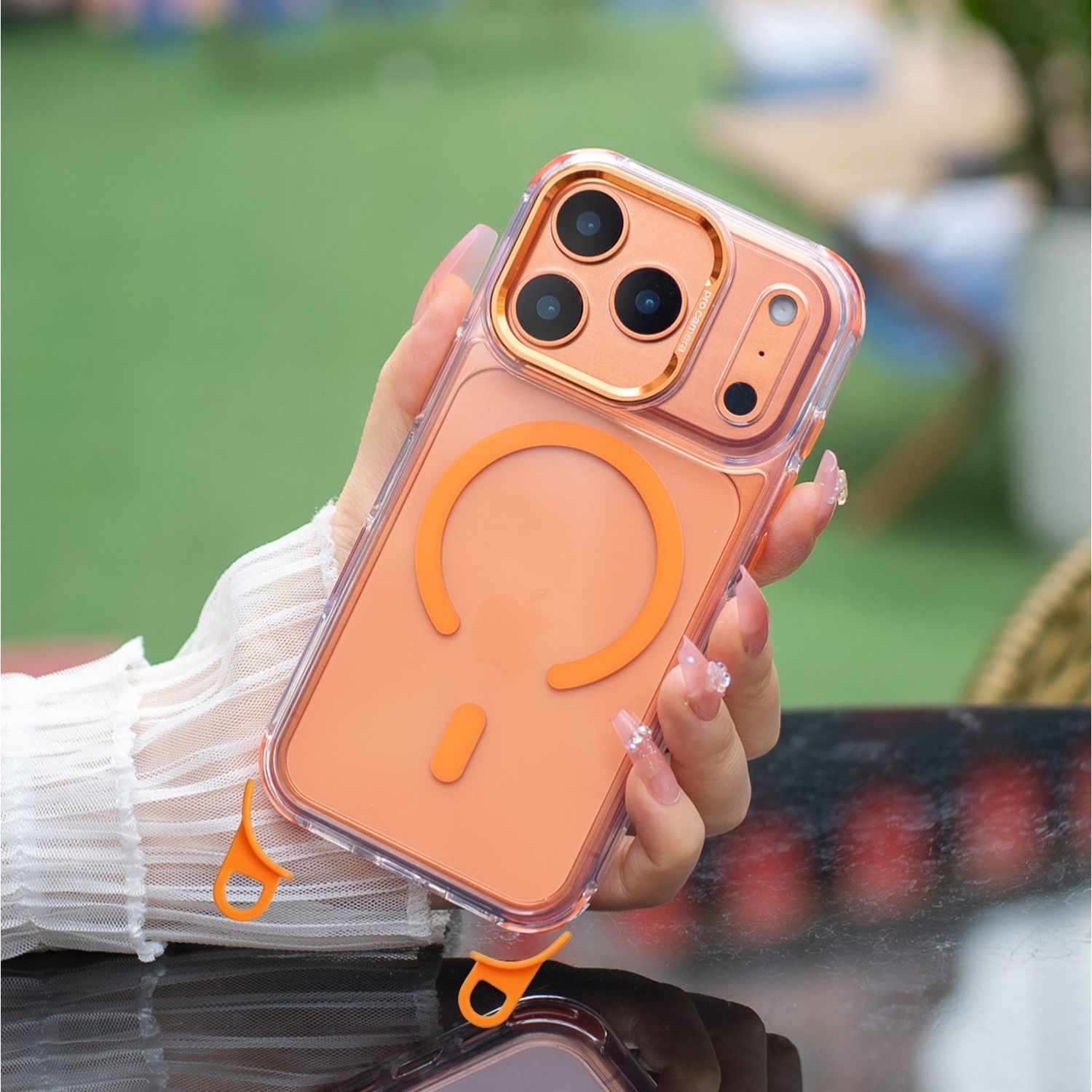 Husa de protectie, pentru Apple iPhone 17 Pro Max / iPhone 18 Pro Max, MagSafe, Calitate Premium, Anti-soc, Premium, cu Snur de 1.5 Metri Grosime 6mm, Portocaliu/Transparent