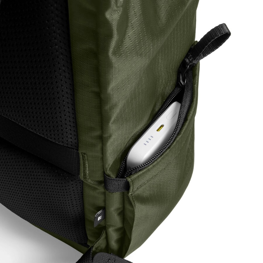 Rucsac pentru calatorii Tomtoc VintPack TA1 Liteway compatibil cu laptopuri de pana la 16 inch, 45 × 30 × 15 cm, Capacitate 22L, Verde
