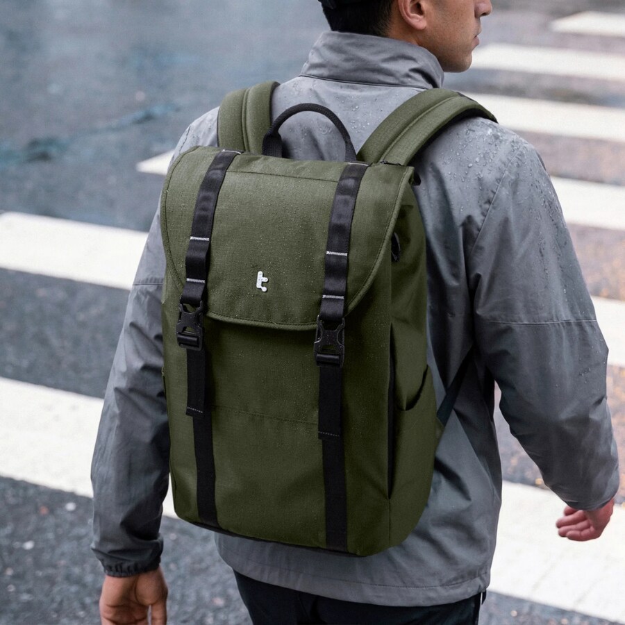 Rucsac pentru calatorii Tomtoc VintPack TA1 Liteway compatibil cu laptopuri de pana la 16 inch, 45 × 30 × 15 cm, Capacitate 22L, Verde