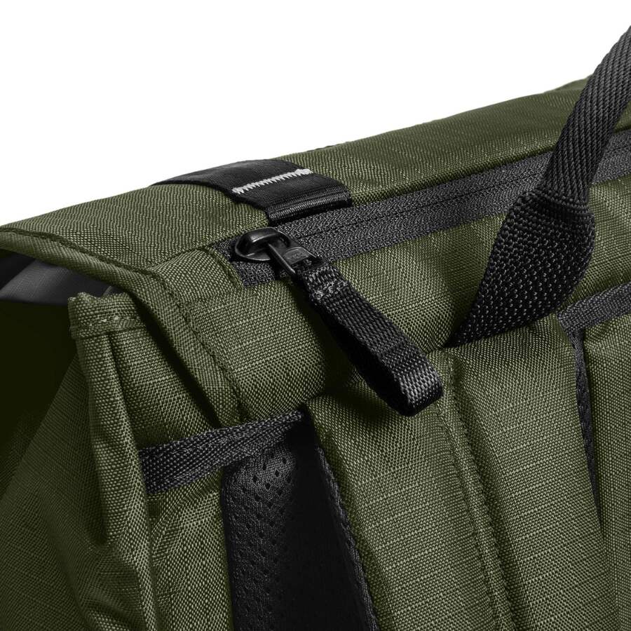 Rucsac pentru calatorii Tomtoc VintPack TA1 Liteway compatibil cu laptopuri de pana la 16 inch, 45 × 30 × 15 cm, Capacitate 22L, Verde